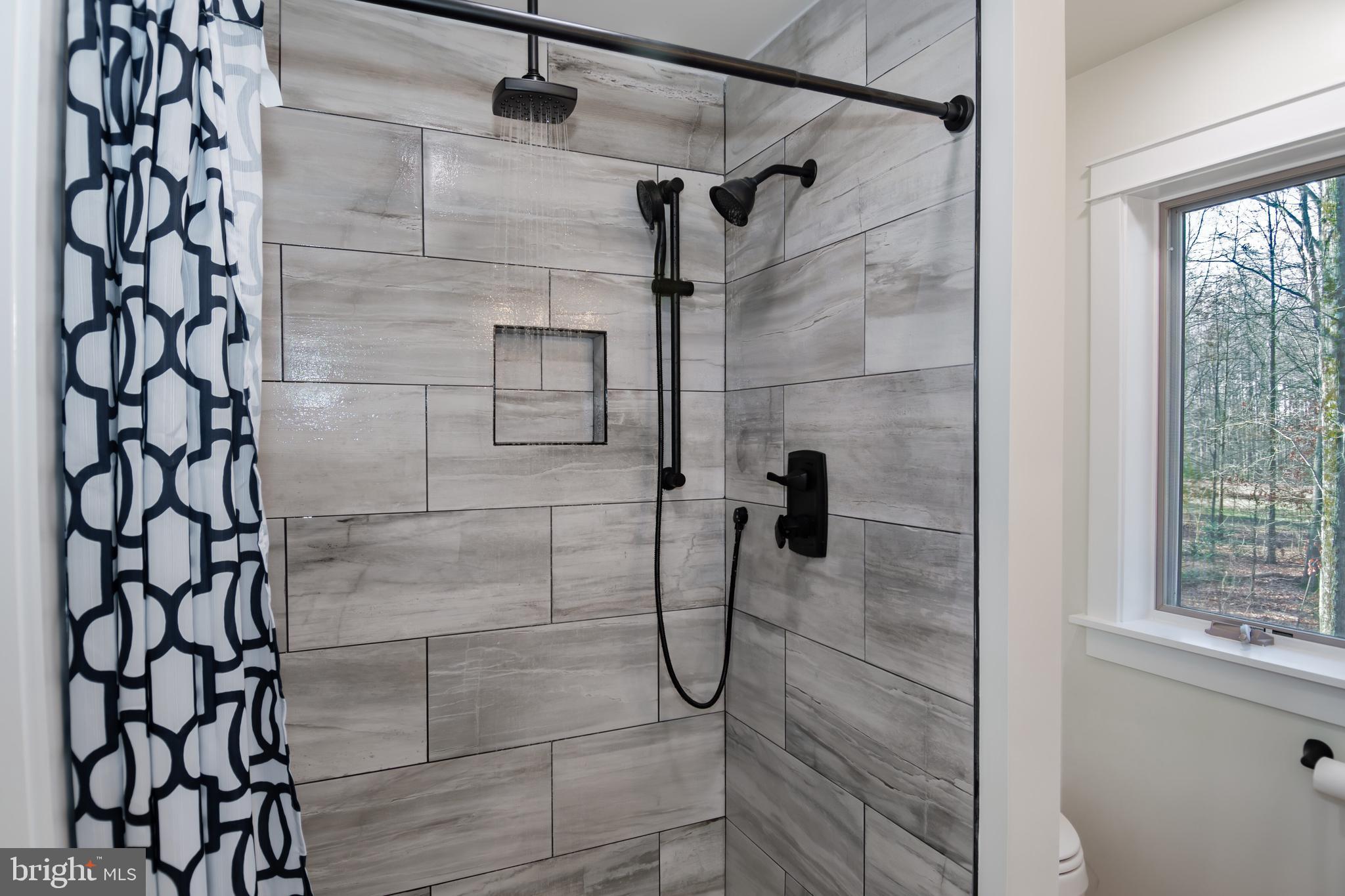 CHESAPEAKE LANDING - Residential