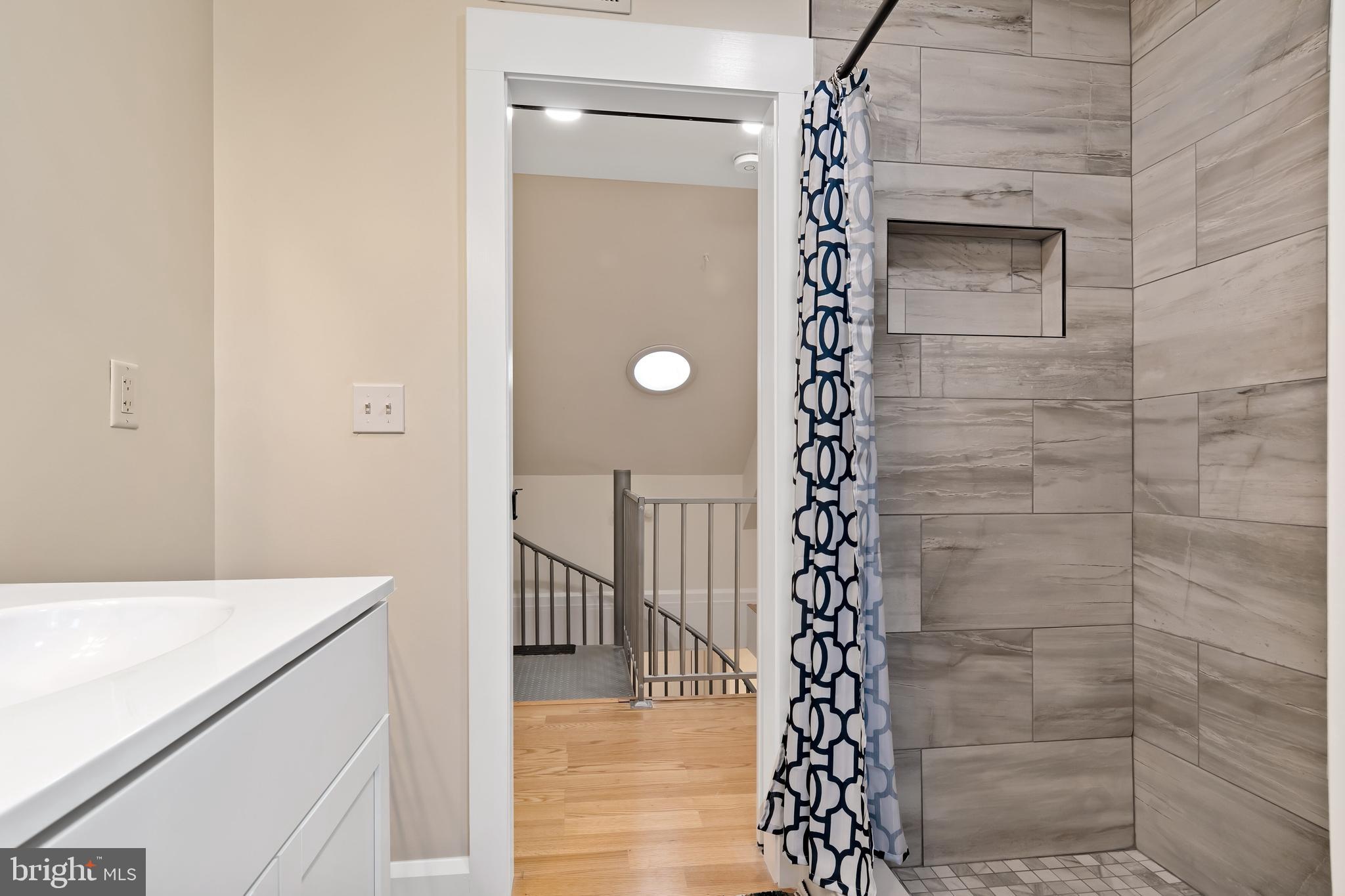 CHESAPEAKE LANDING - Residential