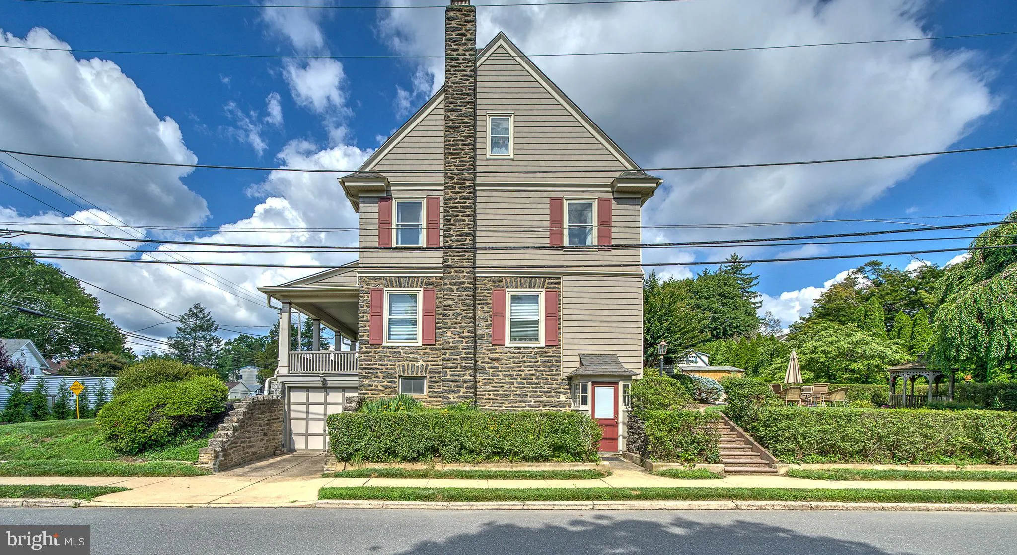 Jenkintown, Pennsylvania 19046, United States, 6 Bedrooms Bedrooms, ,3 BathroomsBathrooms,Residential,Pending,180618