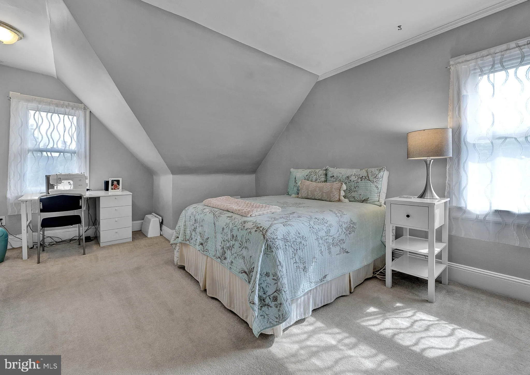 Jenkintown, Pennsylvania 19046, United States, 6 Bedrooms Bedrooms, ,3 BathroomsBathrooms,Residential,Pending,180618