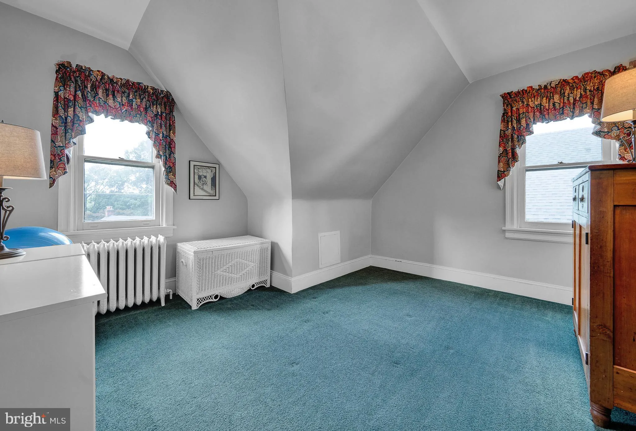 Jenkintown, Pennsylvania 19046, United States, 6 Bedrooms Bedrooms, ,3 BathroomsBathrooms,Residential,Pending,180618