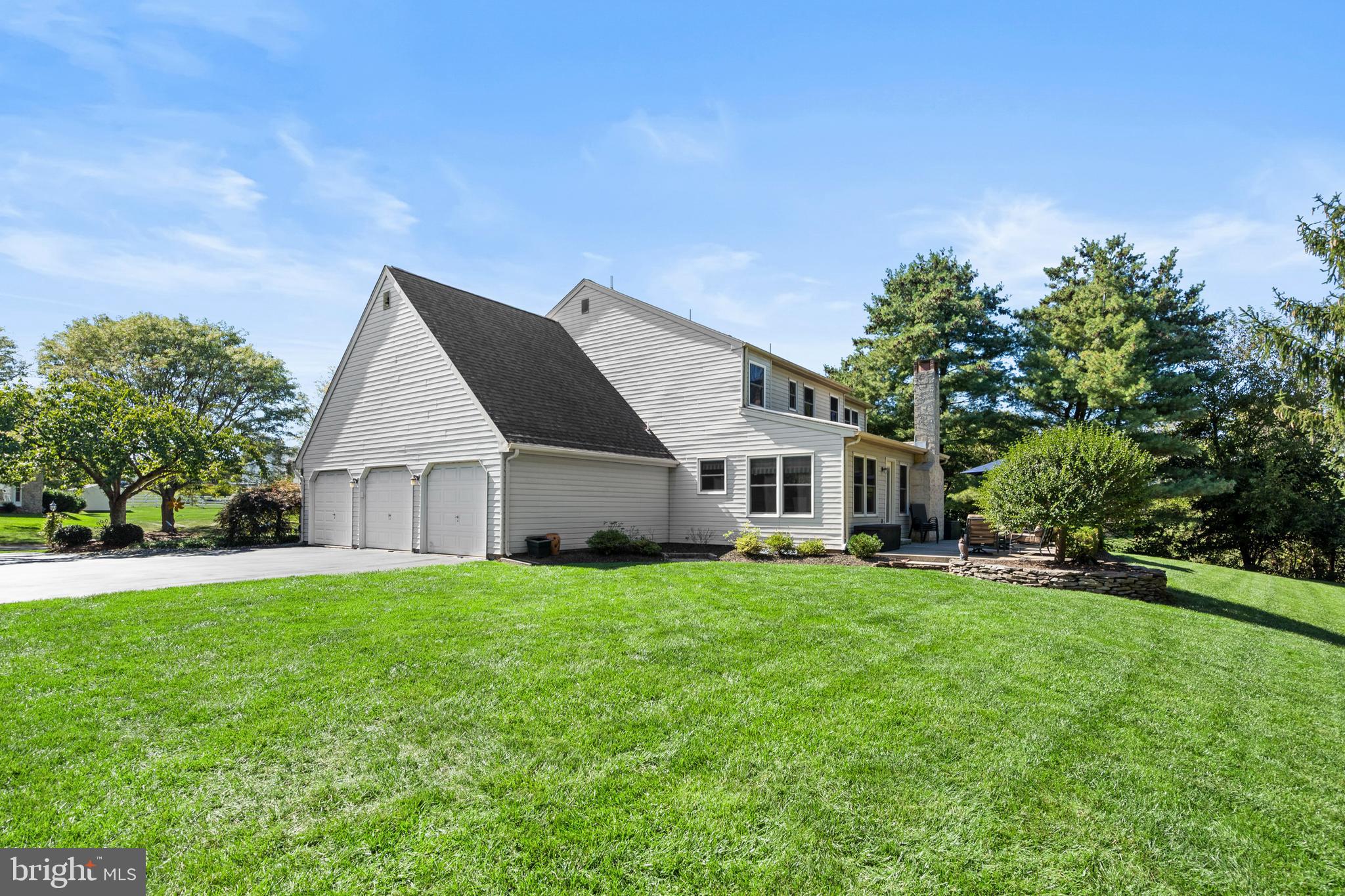 3053 SUNNY AYRE DRIVE