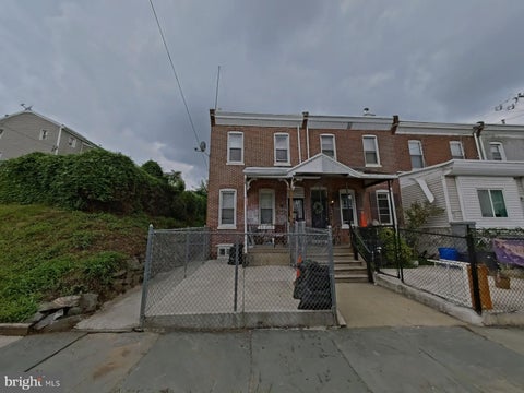 Townhouse For Sale - 4948 Hawthorne Street<br/> Philadelphia County, PHILADELPHIA, PA 19124