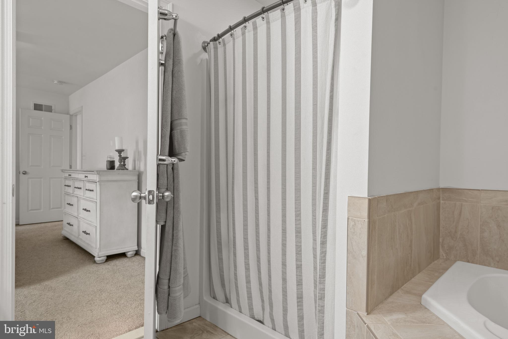 CASTLETON - Residential