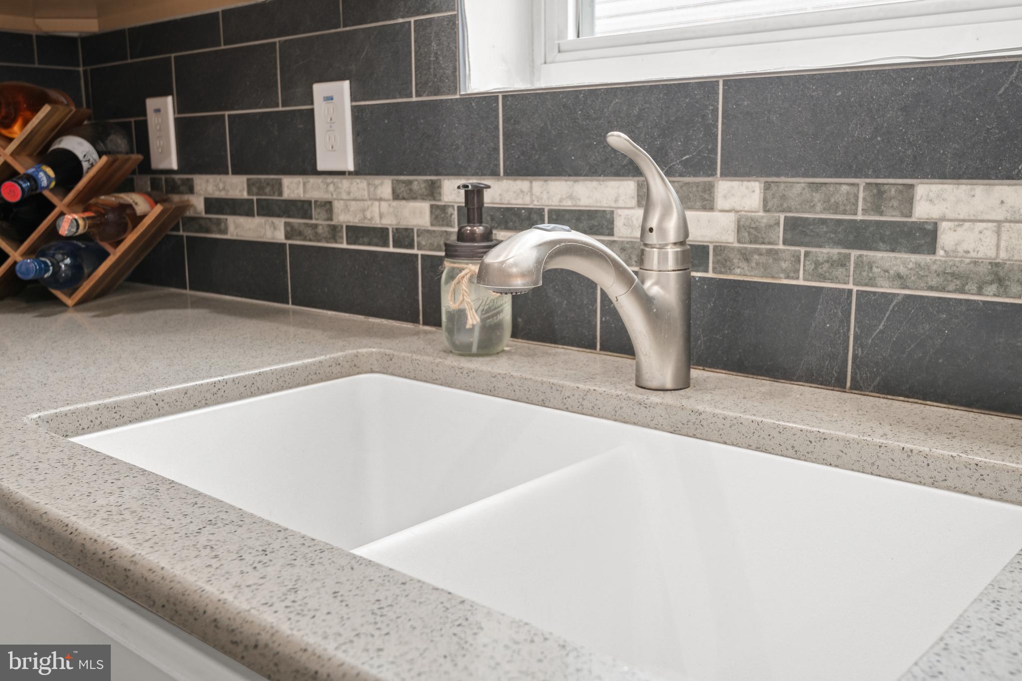 CASTLETON - Residential