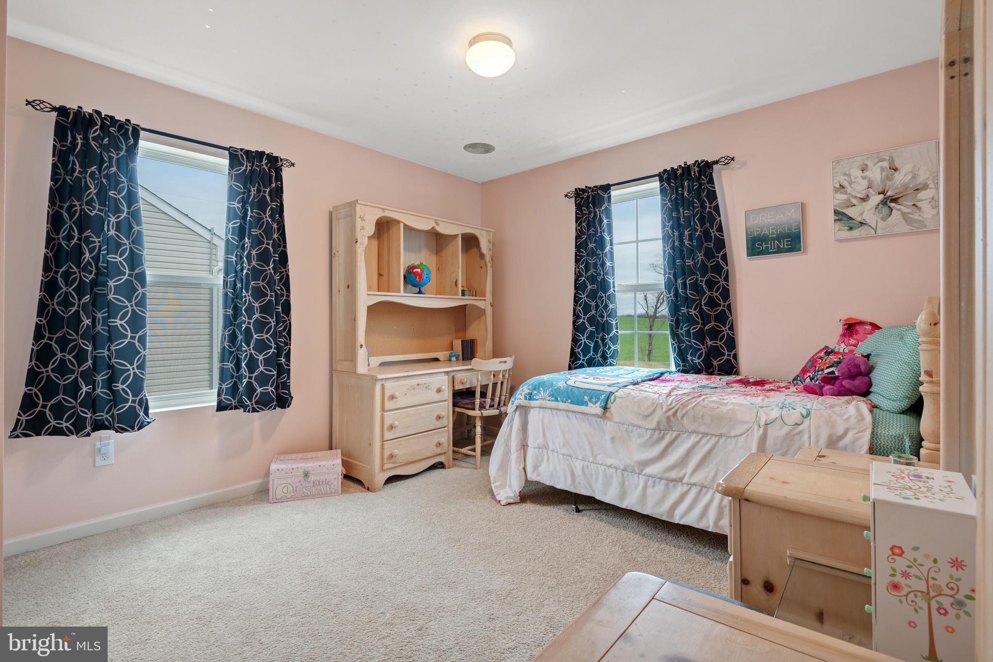 CASTLETON - Residential