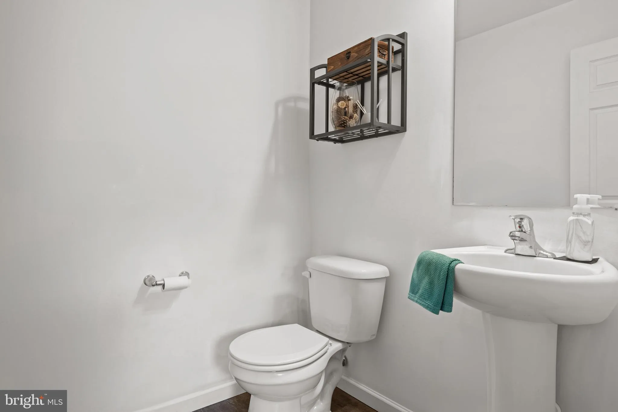 Marietta, Pennsylvania 17547, United States, 4 Bedrooms Bedrooms, ,3 BathroomsBathrooms,Residential,Active,90495