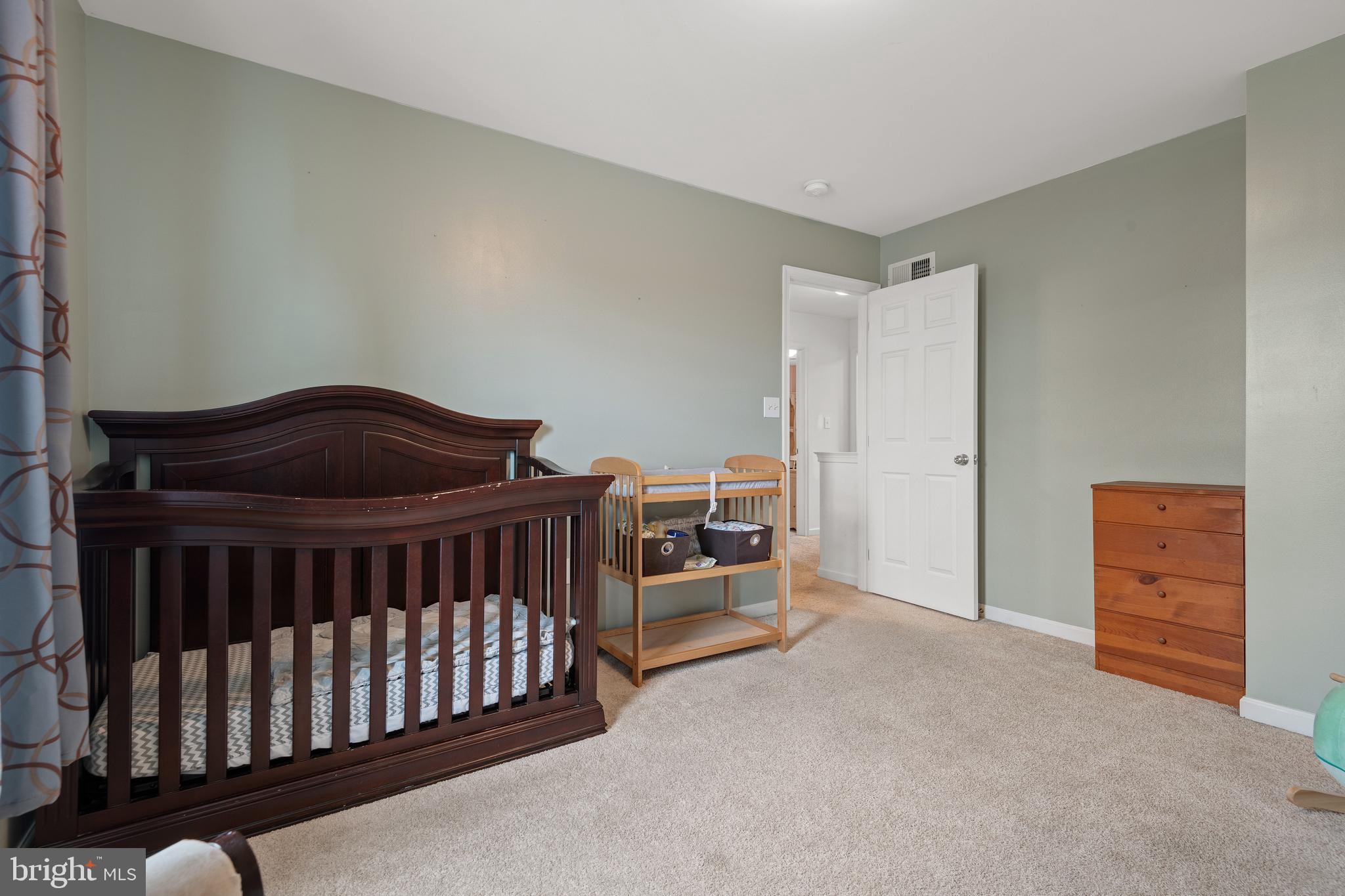 CASTLETON - Residential