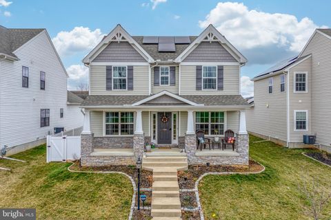 Photo of 105 Honeysuckle Drive, MARIETTA, PA 17547 (MLS # PALA2065092)