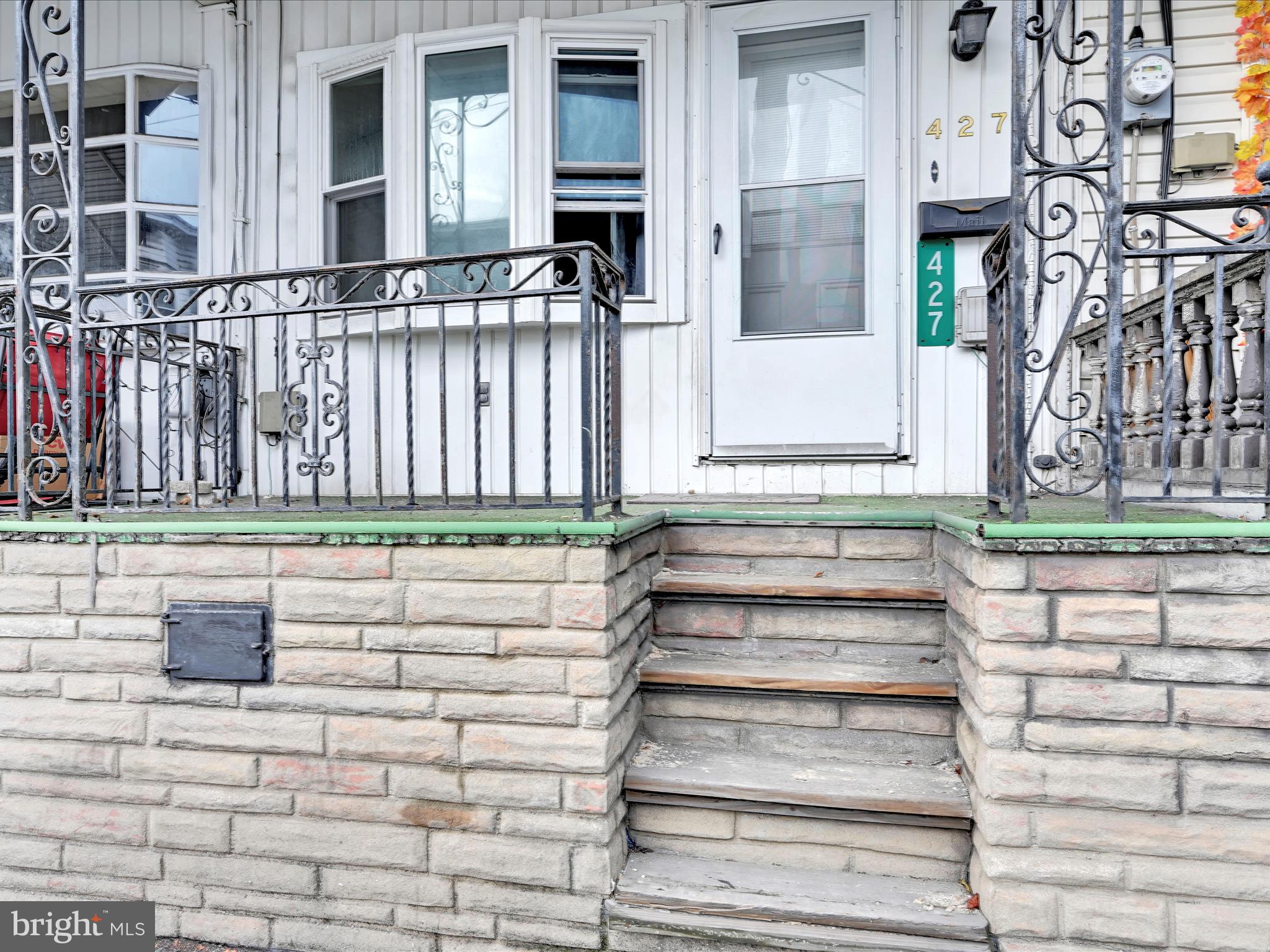 Investor Special – Turnkey Opportunity!
This 5-bedroom townhouse is a dream come true for seasoned investors and ambitious flippers alike. The property has already been fully cleaned out and gutted, leaving you with a blank canvas to design, renovate, and maximize profits. The heavy lifting is done – new windows are already in place, and the start of new wiring runs throughout, saving you time and money. The real kicker? Out back sits a massive 1,100 sq. ft. garage with separate alley and yard access, offering endless options: transform it into a workshop, storage for tenants, or even explore converting it into a 3-story additional home for added rental income or resale value. This property screams potential – with its spacious layout, unique bonus structure, and prime accessibility, the upside here is tremendous. Bring your contractors, your vision, and your offers – opportunities like this don’t last long. Whether you’re looking to flip for quick returns or hold as a cash-flowing rental, this property is ready to reward the zealous!