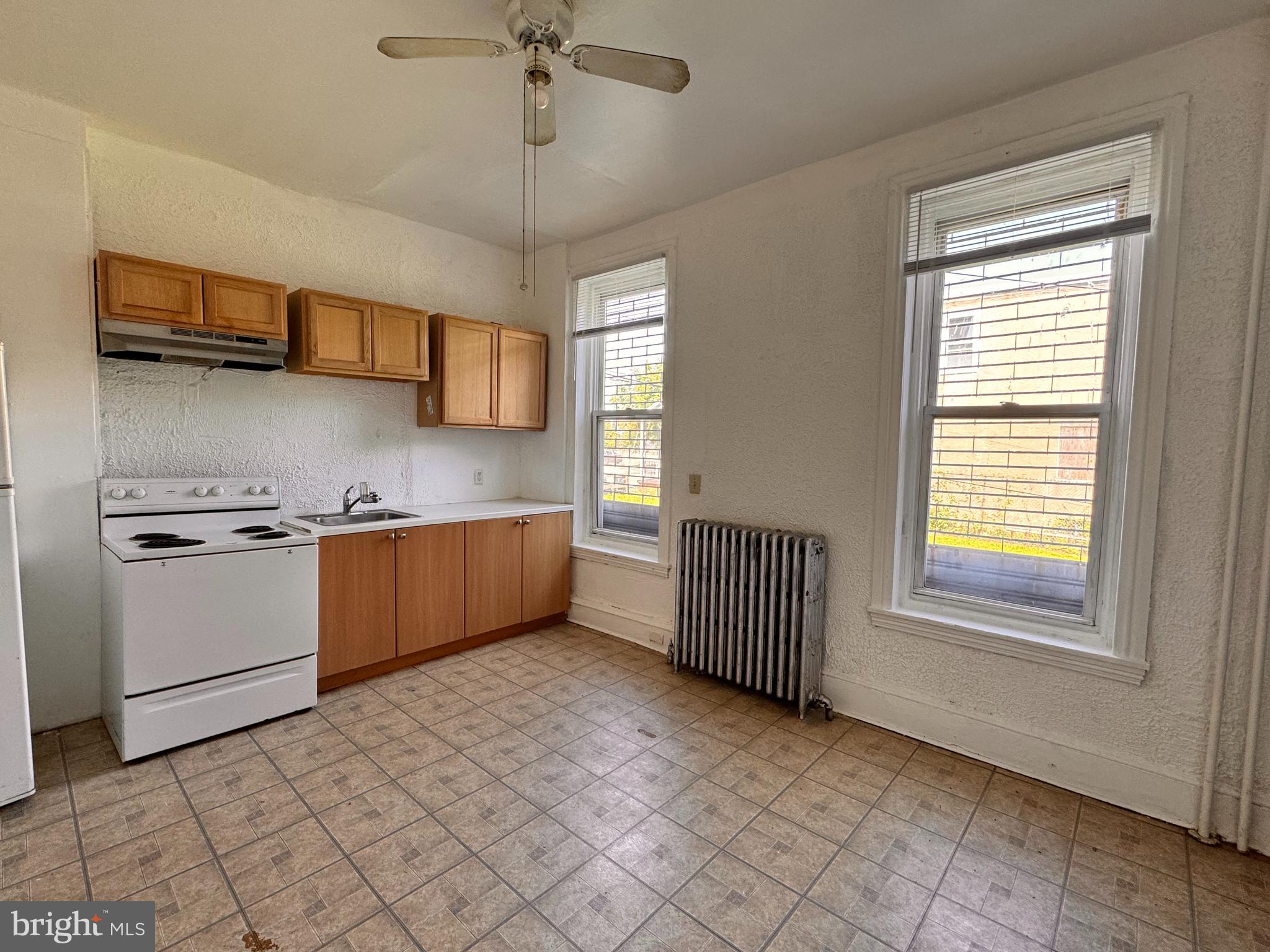 4924 PARRISH STREET 2B