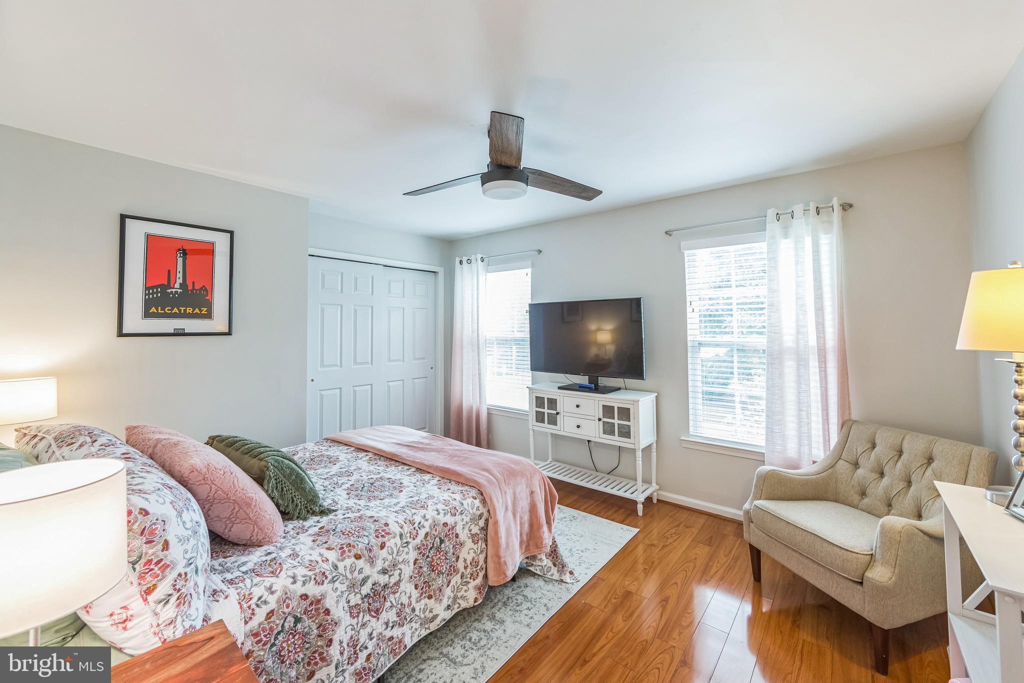 OAKCREST - Residential