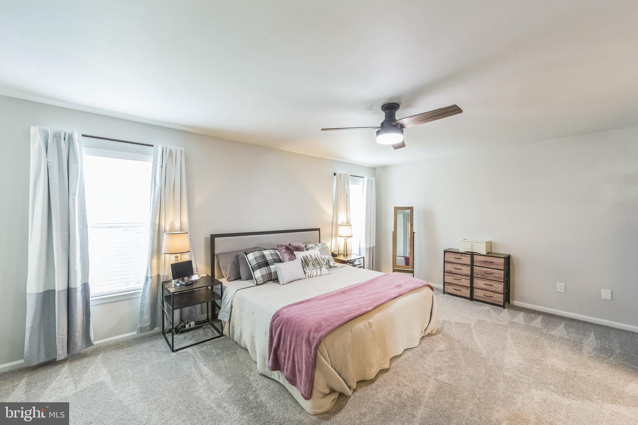 OAKCREST - Residential