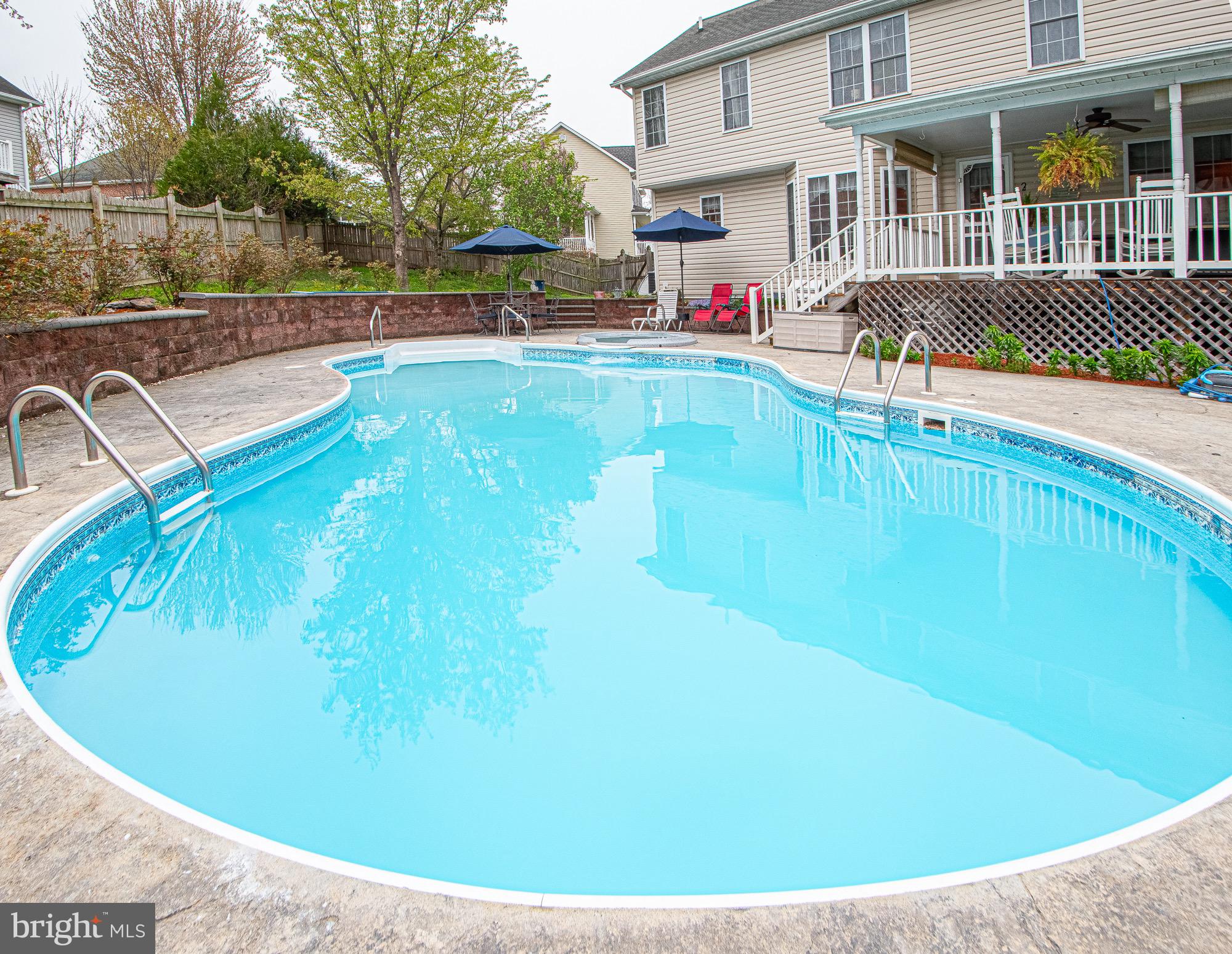 RED FOX RUN - Residential