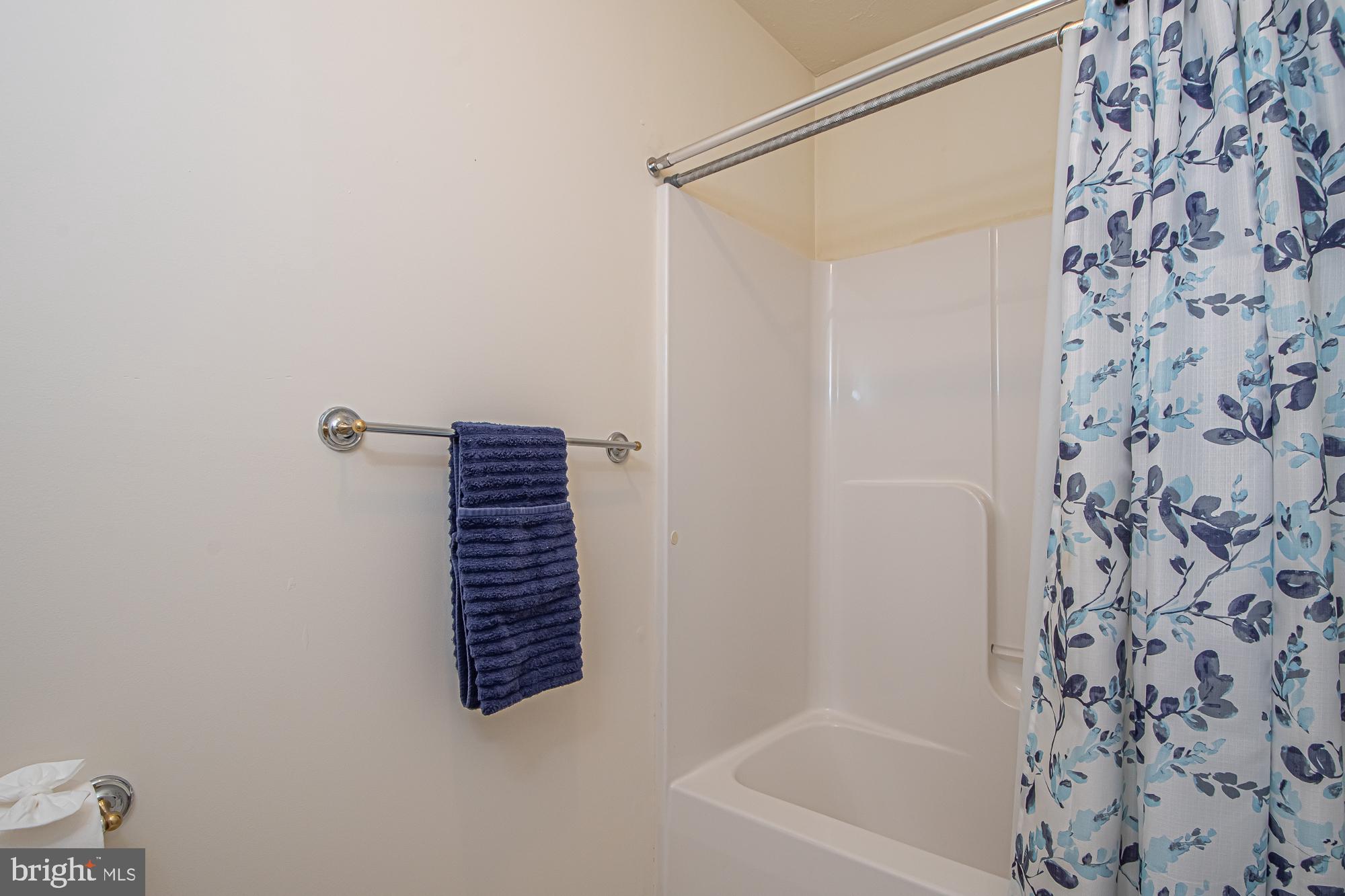 RED FOX RUN - Residential