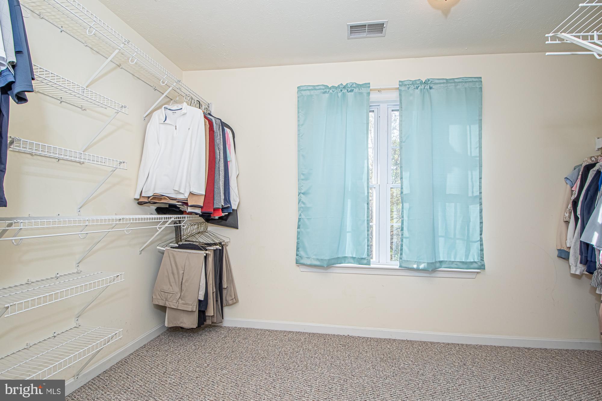 RED FOX RUN - Residential