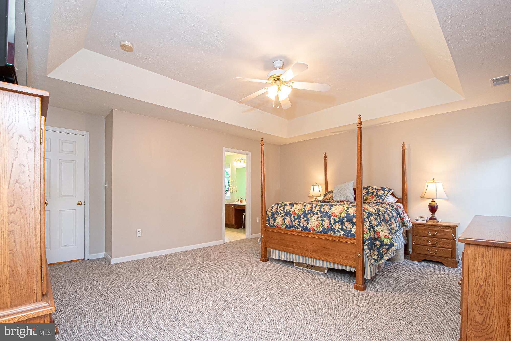 RED FOX RUN - Residential