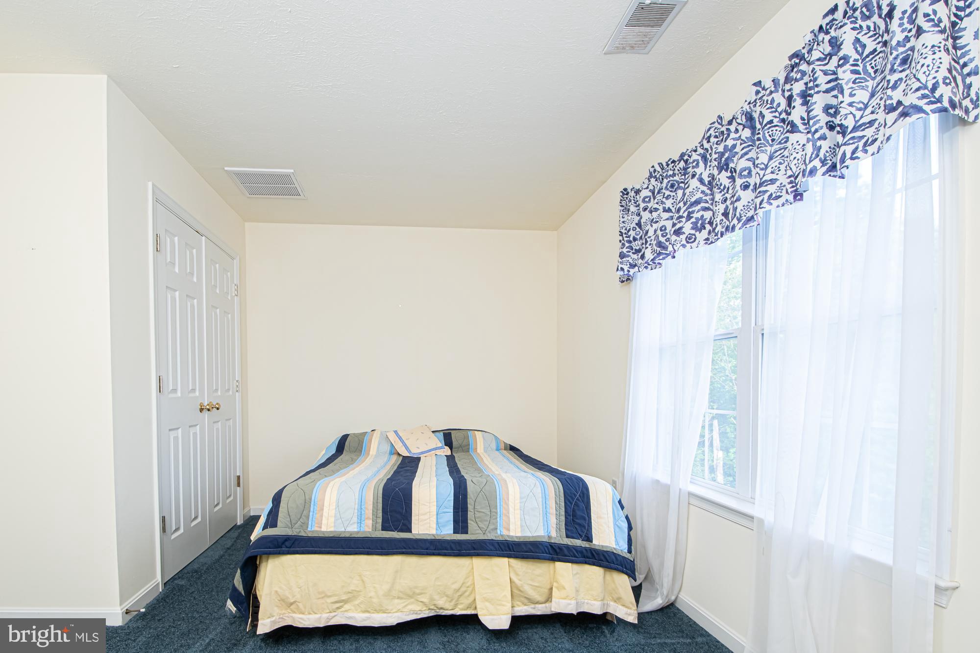 RED FOX RUN - Residential