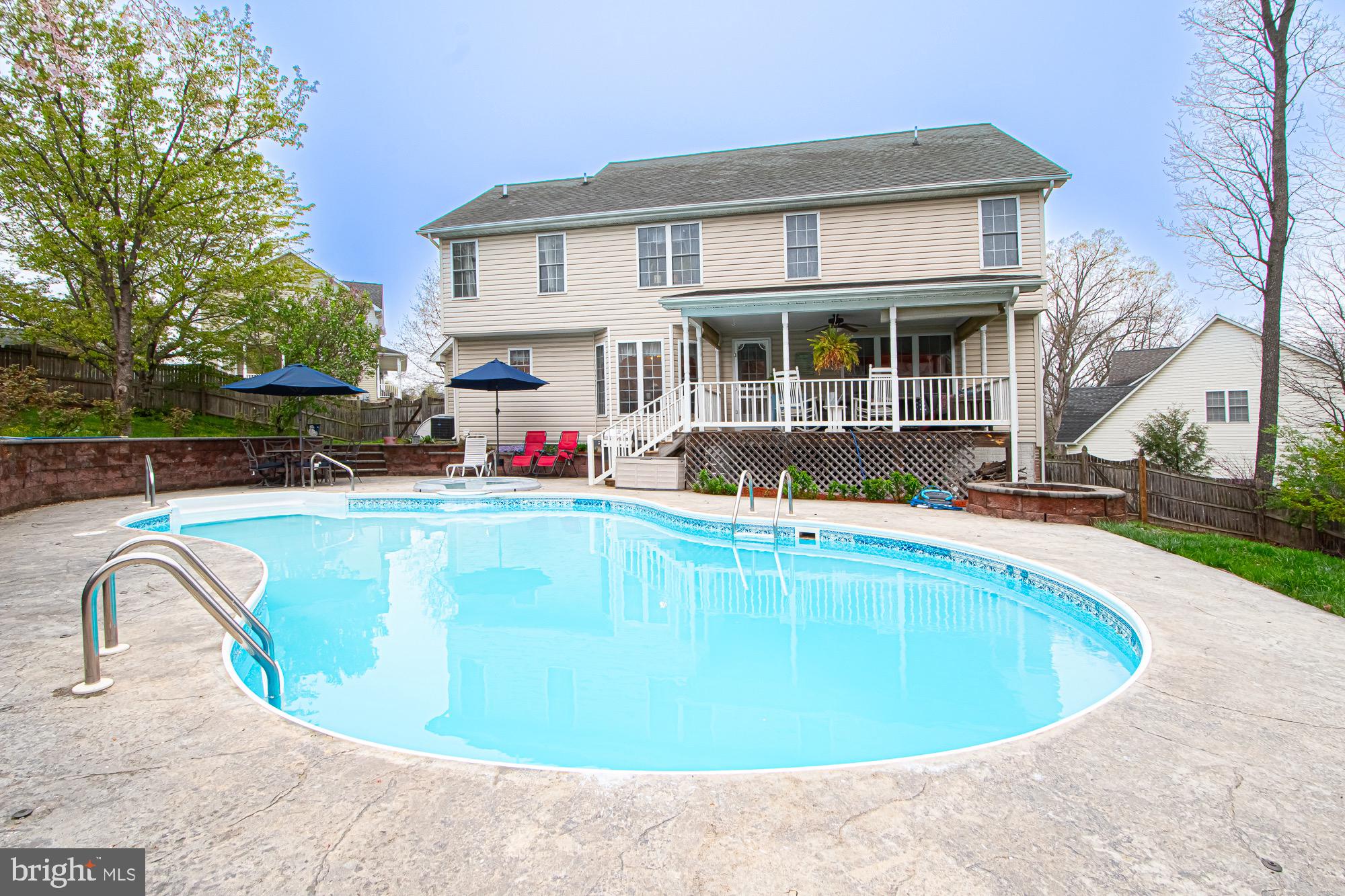 RED FOX RUN - Residential