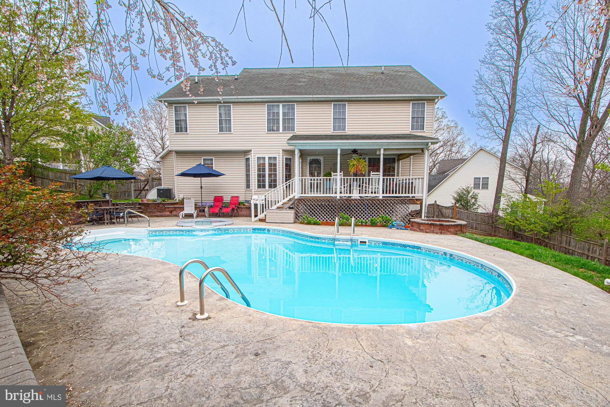 RED FOX RUN - Residential