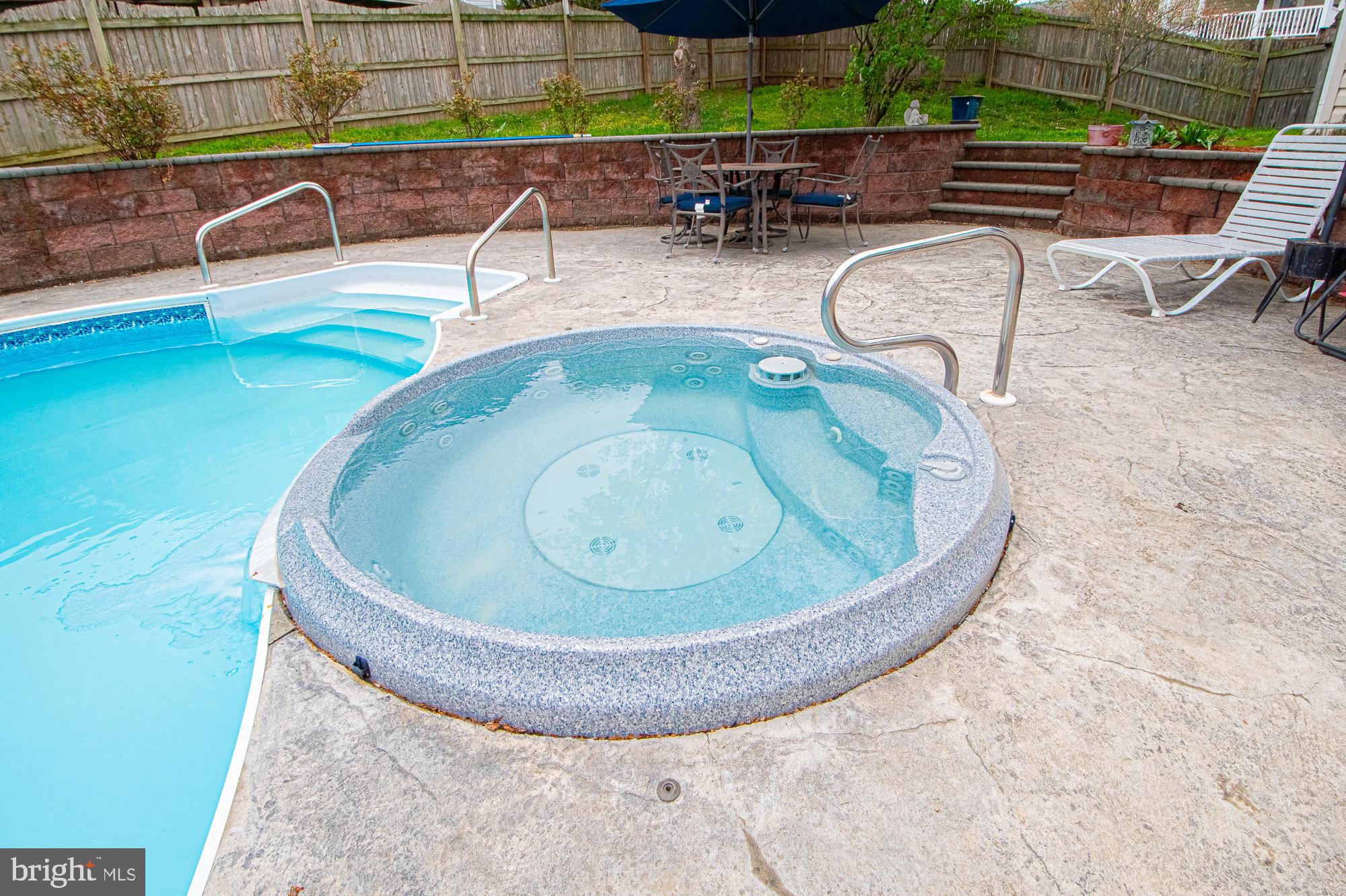 RED FOX RUN - Residential