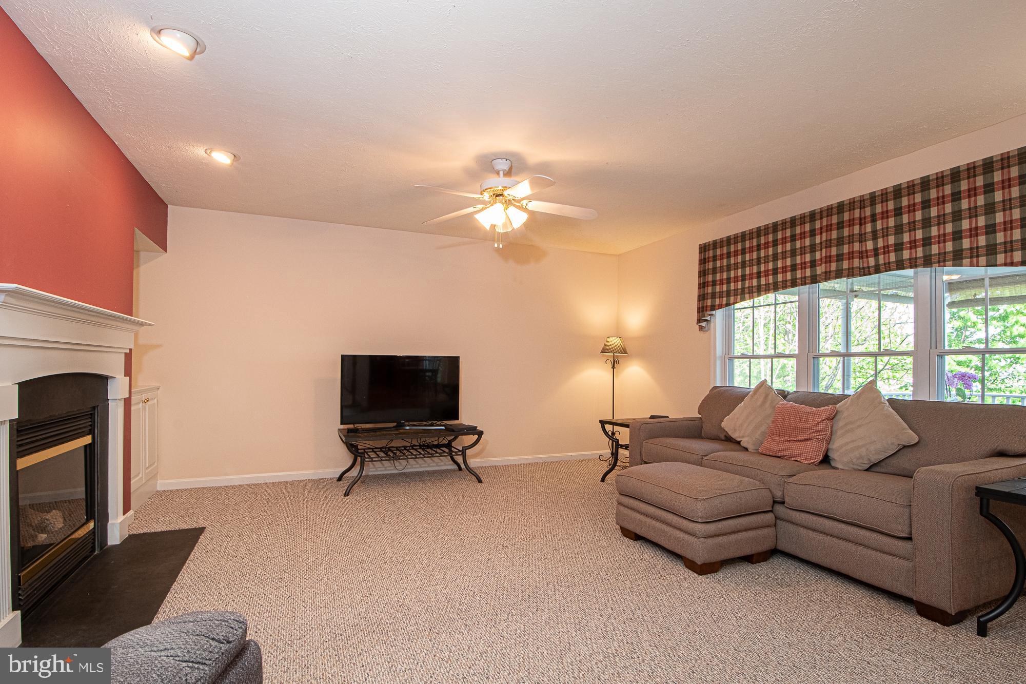 RED FOX RUN - Residential