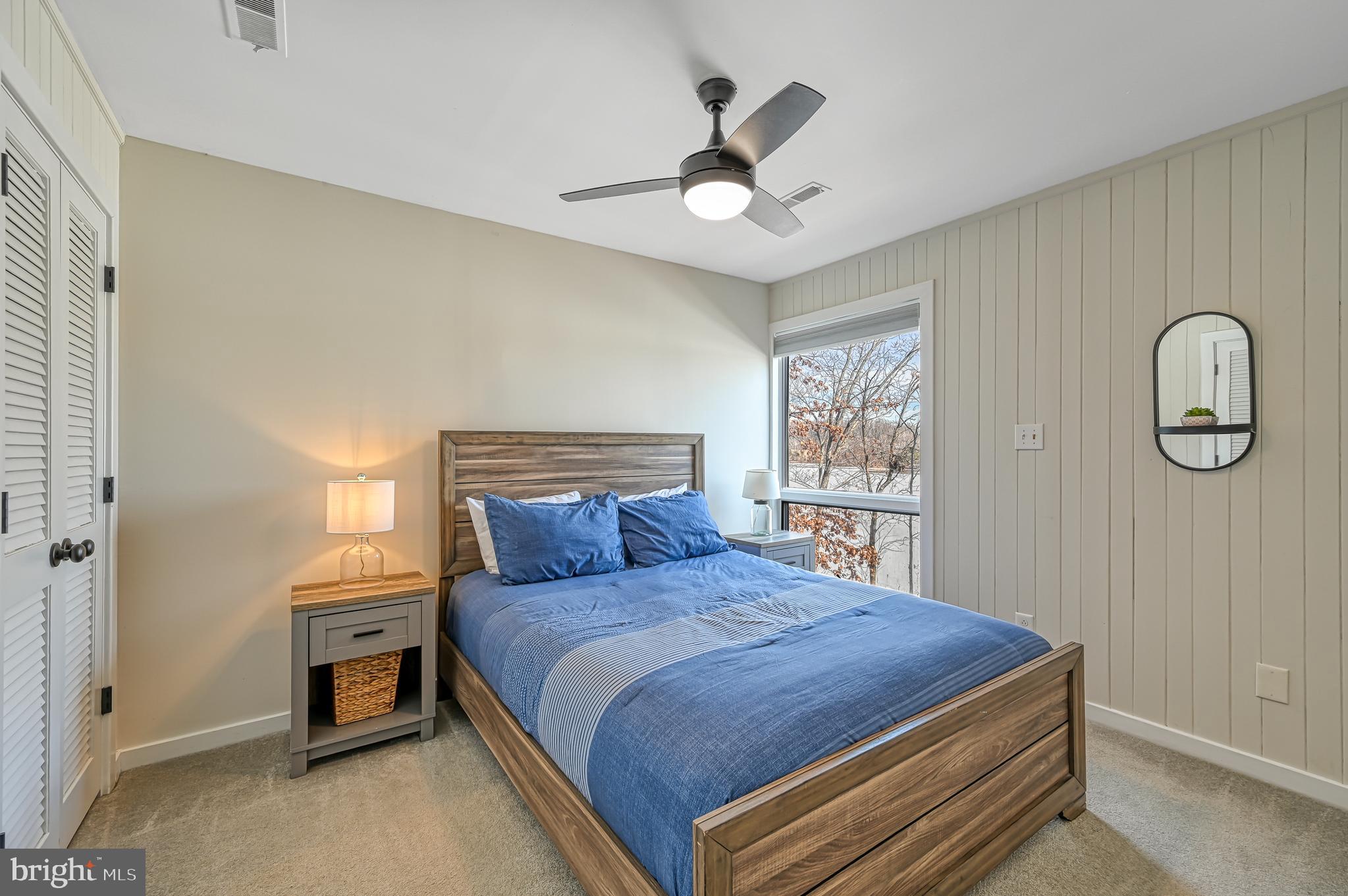 OAKRIDGE - Residential