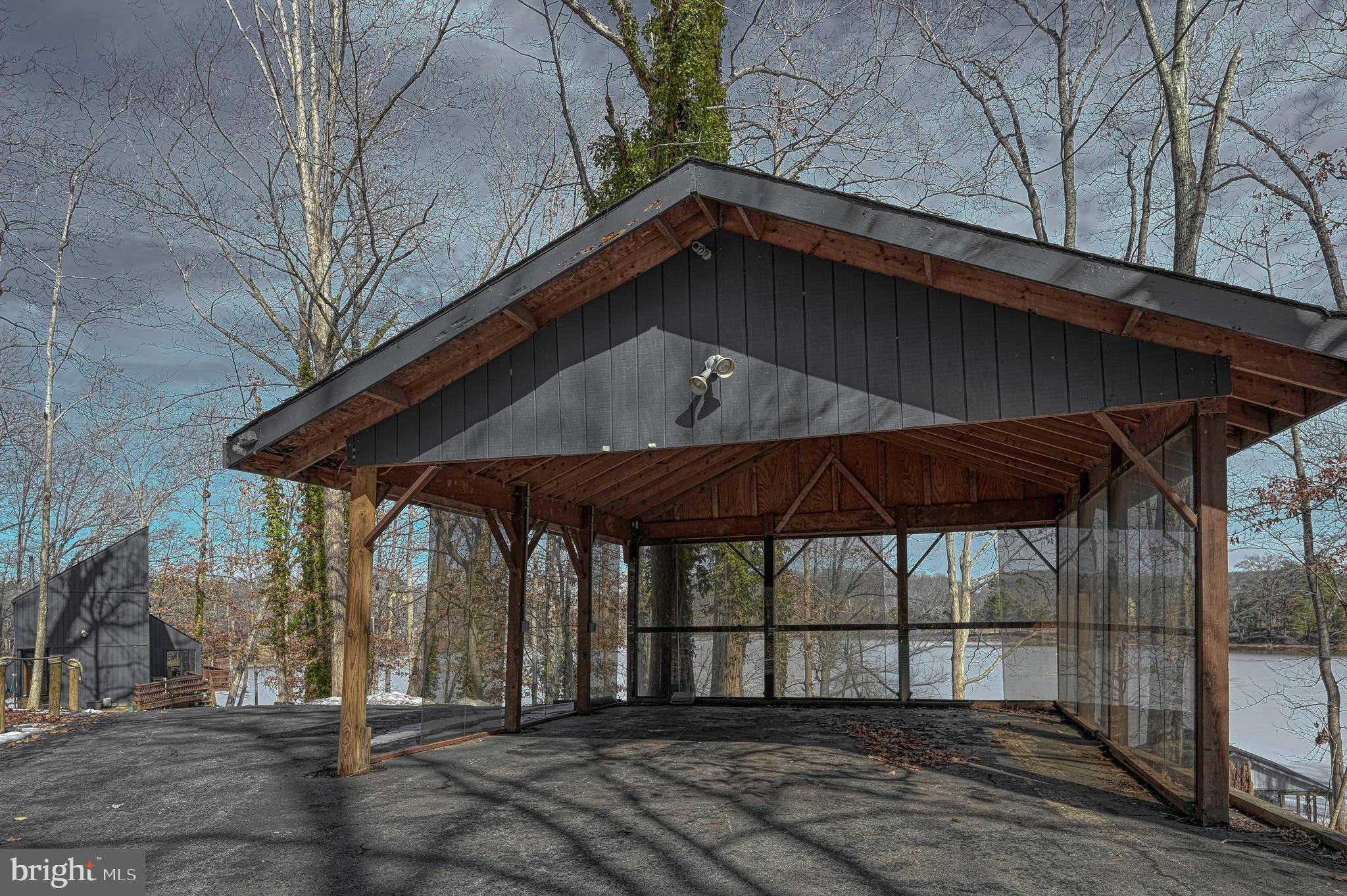 OAKRIDGE - Residential