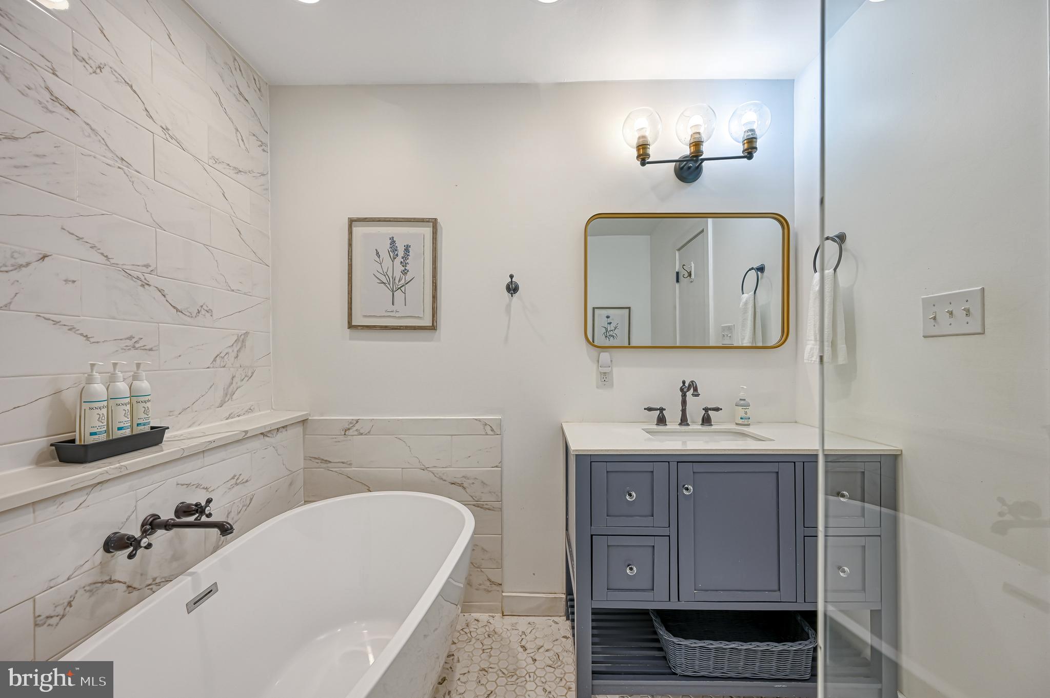 OAKRIDGE - Residential