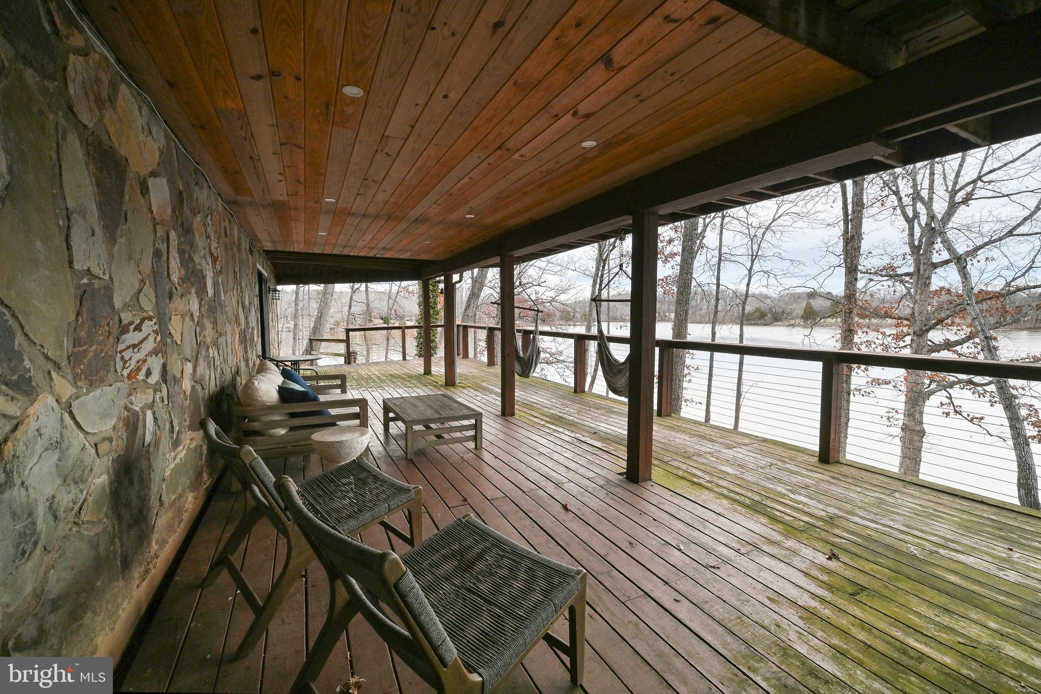 OAKRIDGE - Residential