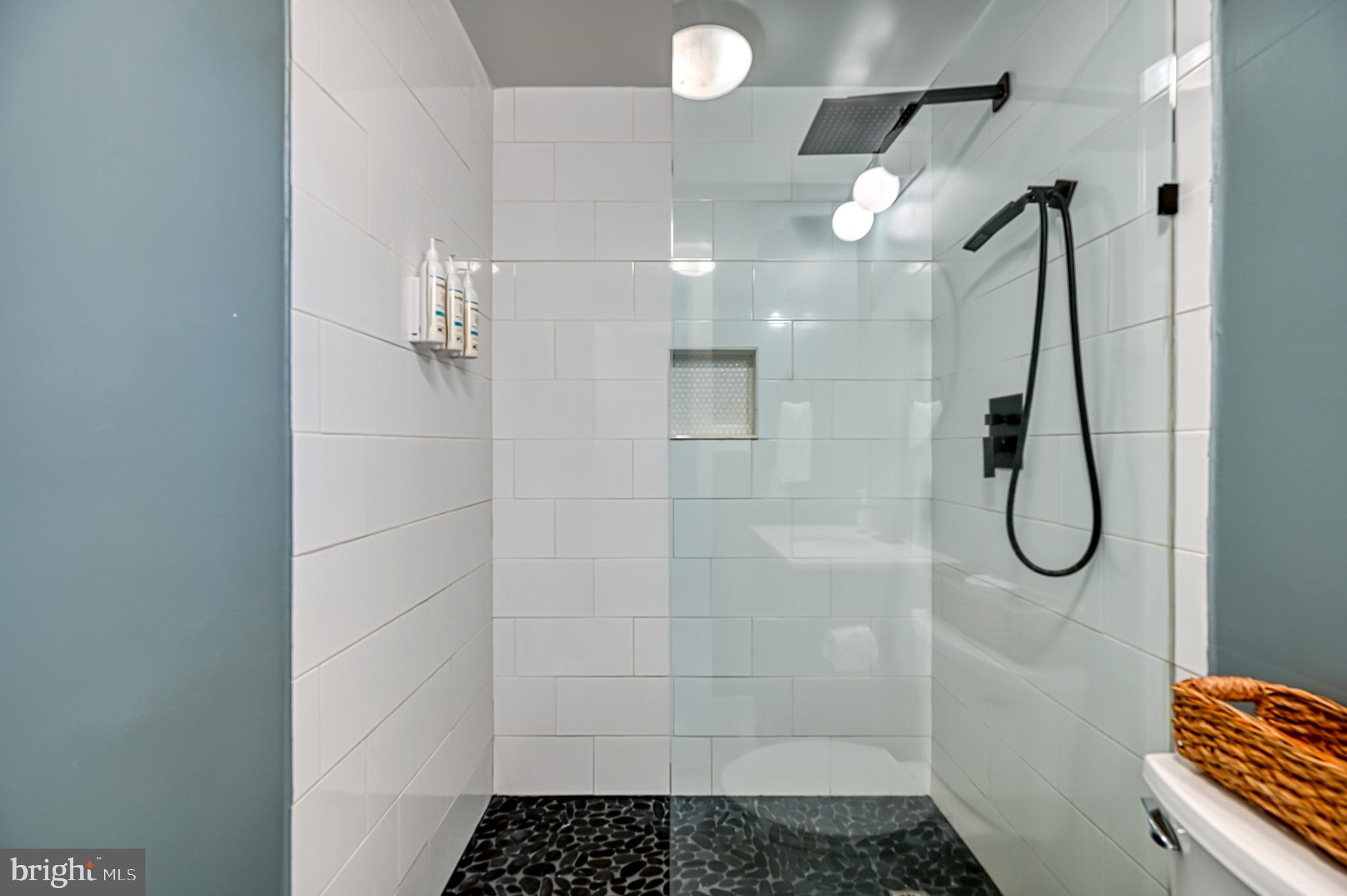 OAKRIDGE - Residential