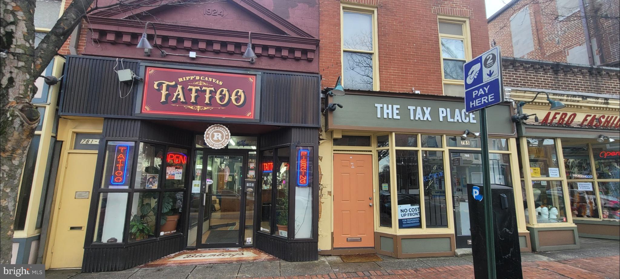 WASHINGTON VILLAGE - Commercial Sale