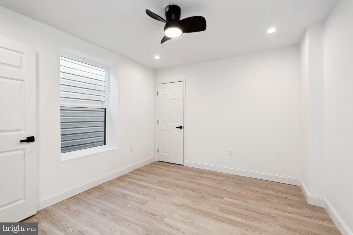 WASHINGTON VILLAGE - Commercial Sale