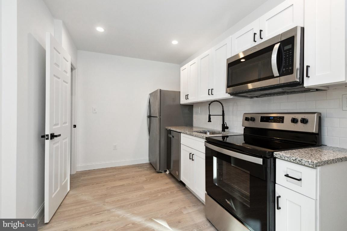 WASHINGTON VILLAGE - Commercial Sale