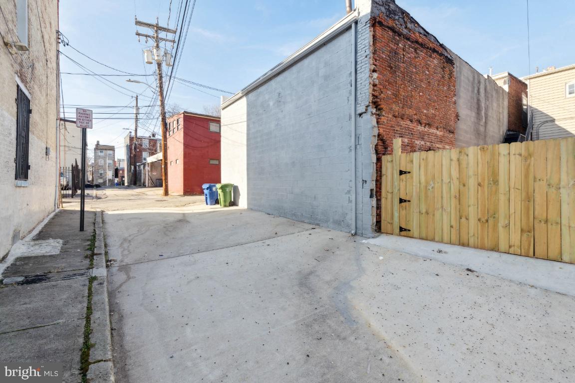 WASHINGTON VILLAGE - Commercial Sale