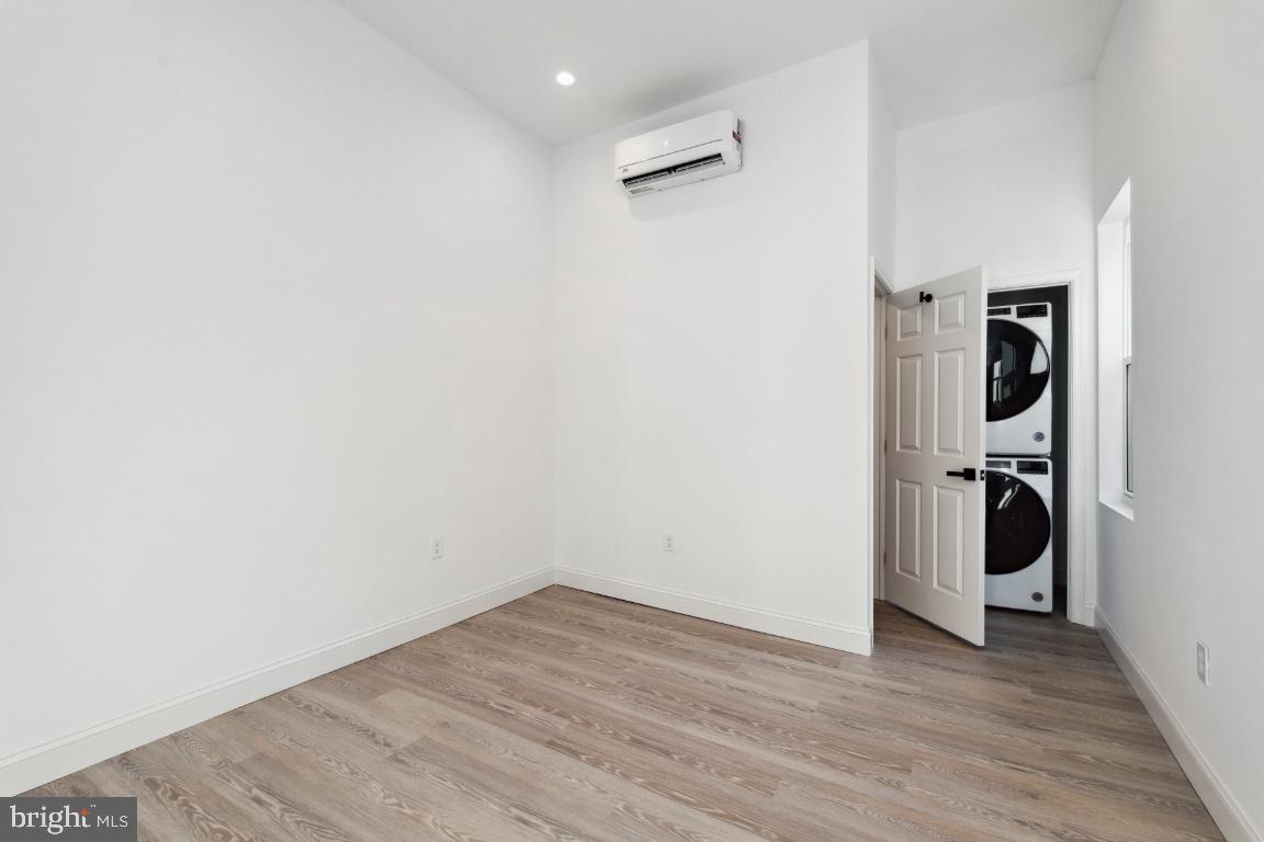 WASHINGTON VILLAGE - Commercial Sale