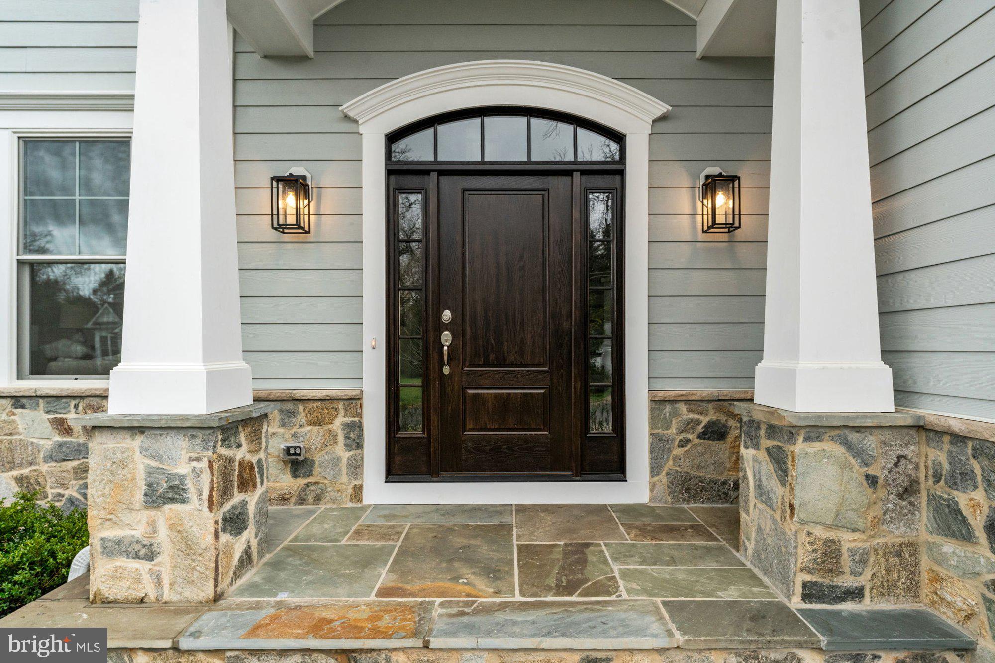 VIENNA WOODS - Residential