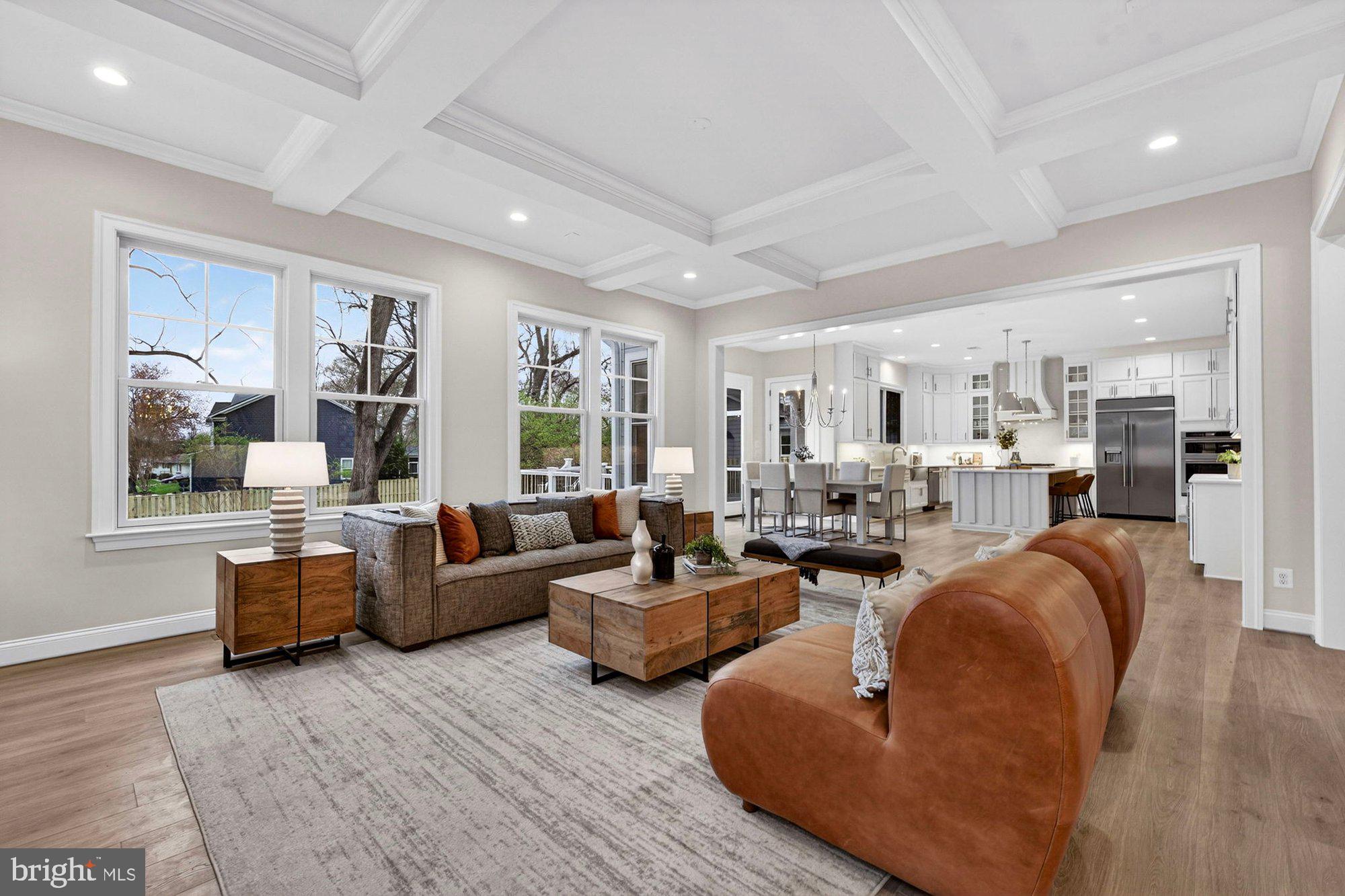 VIENNA WOODS - Residential