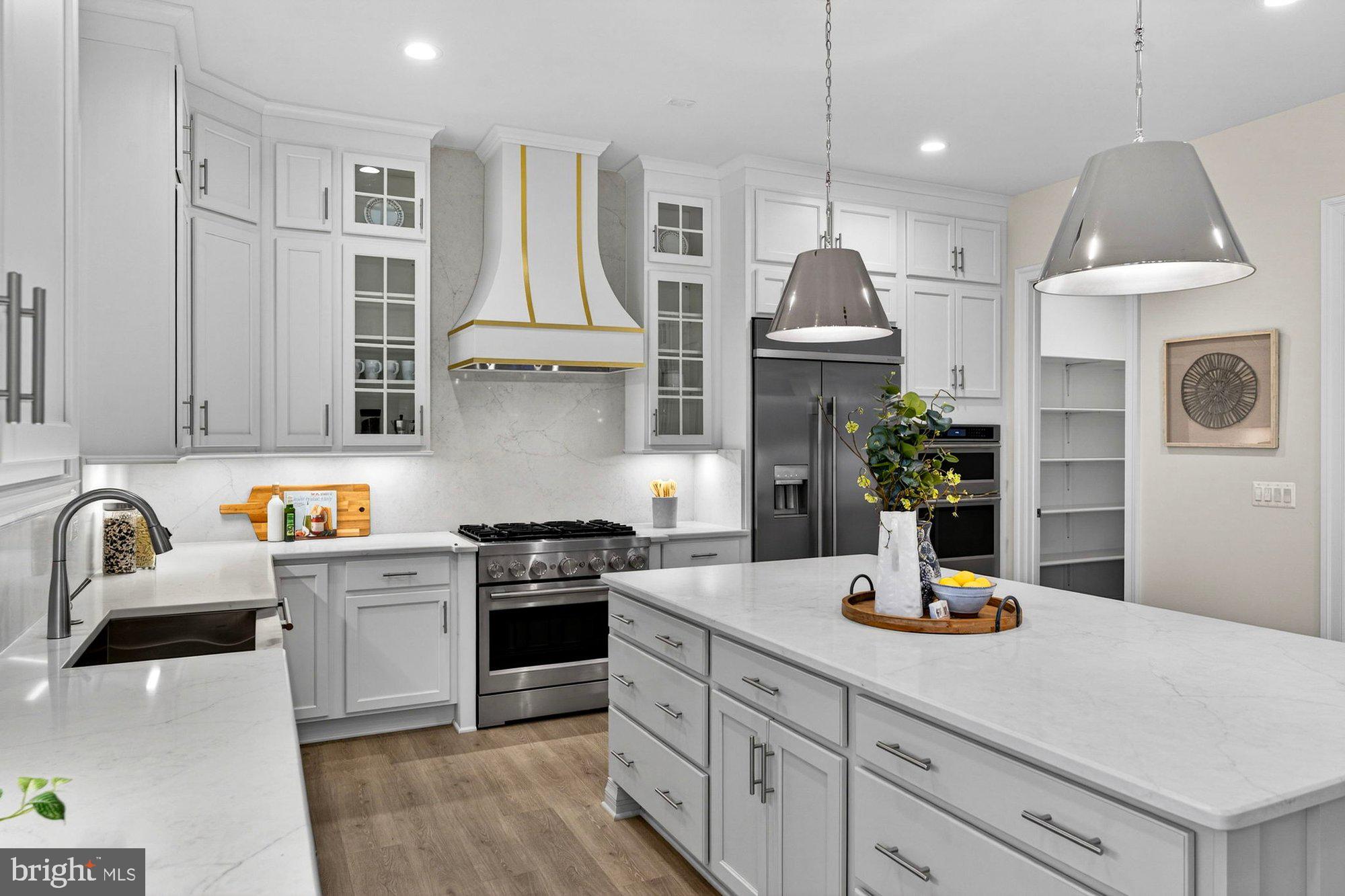 VIENNA WOODS - Residential