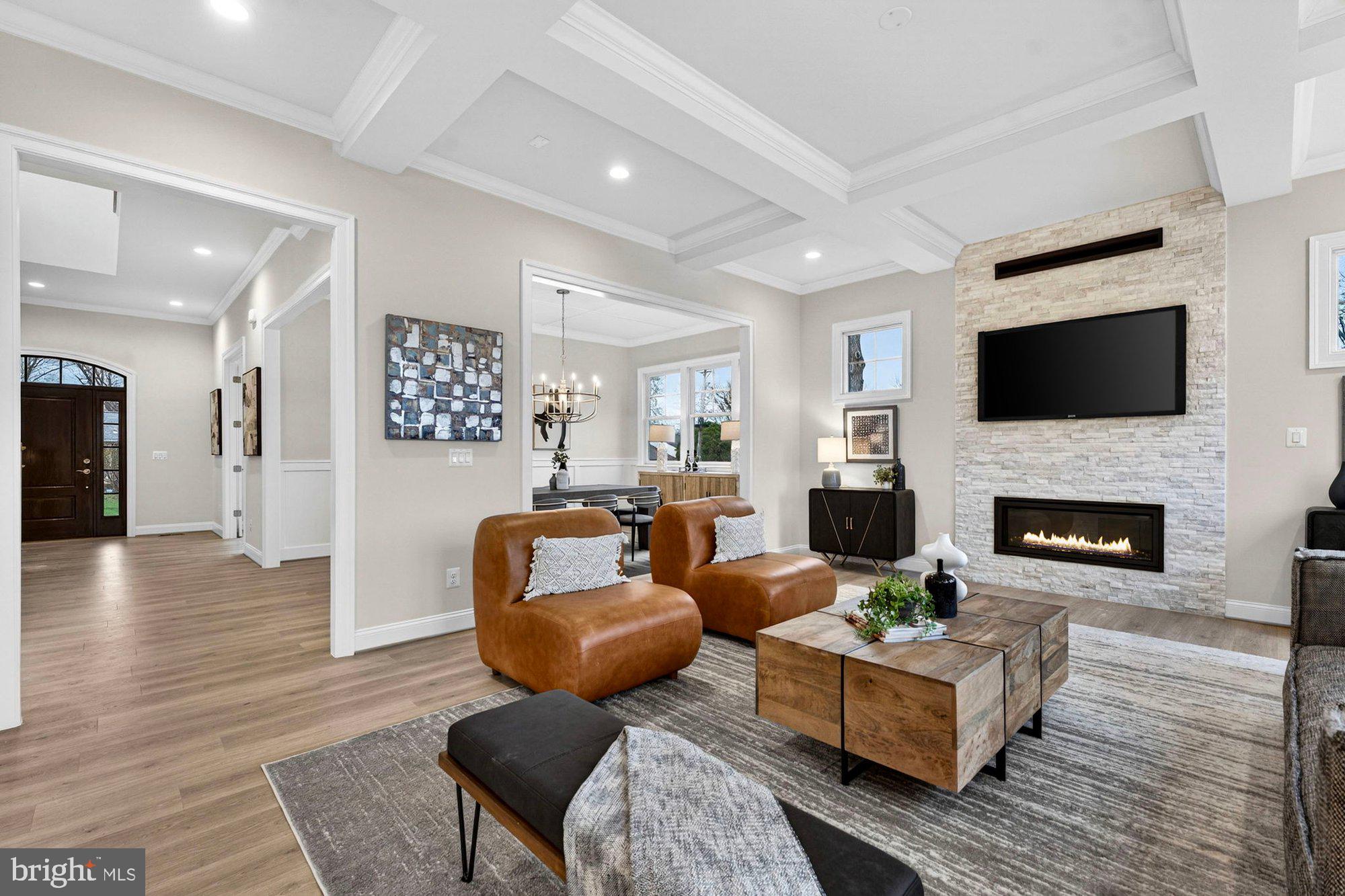 VIENNA WOODS - Residential