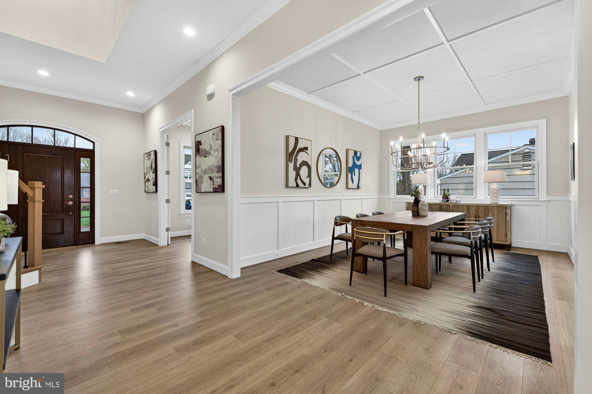 VIENNA WOODS - Residential