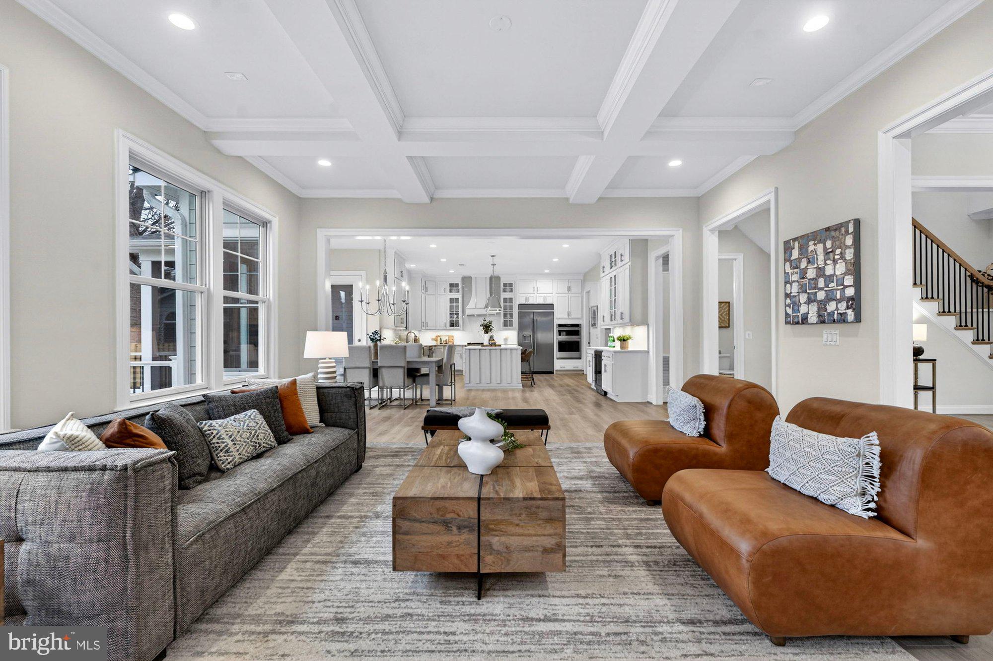 VIENNA WOODS - Residential