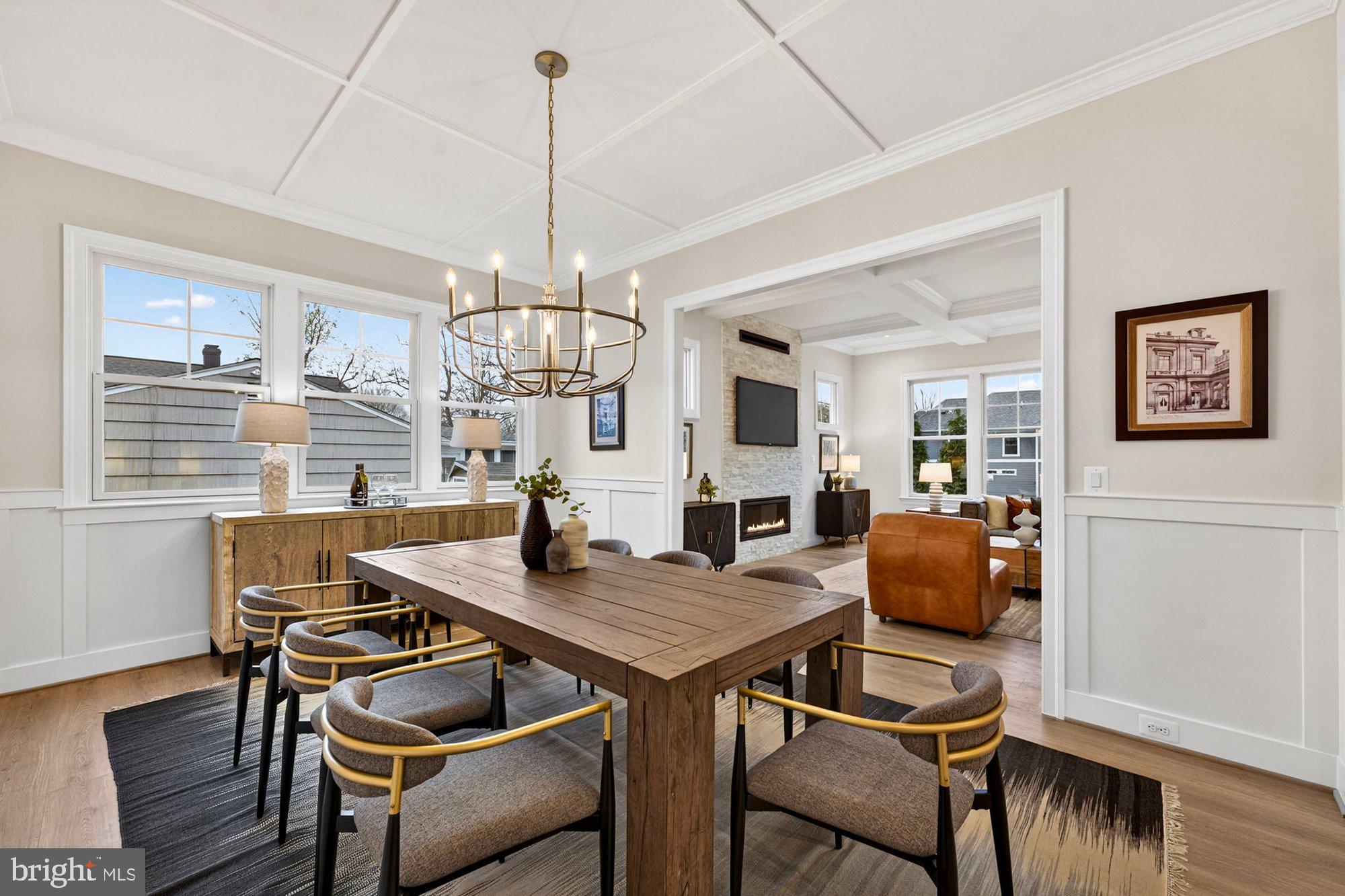 VIENNA WOODS - Residential