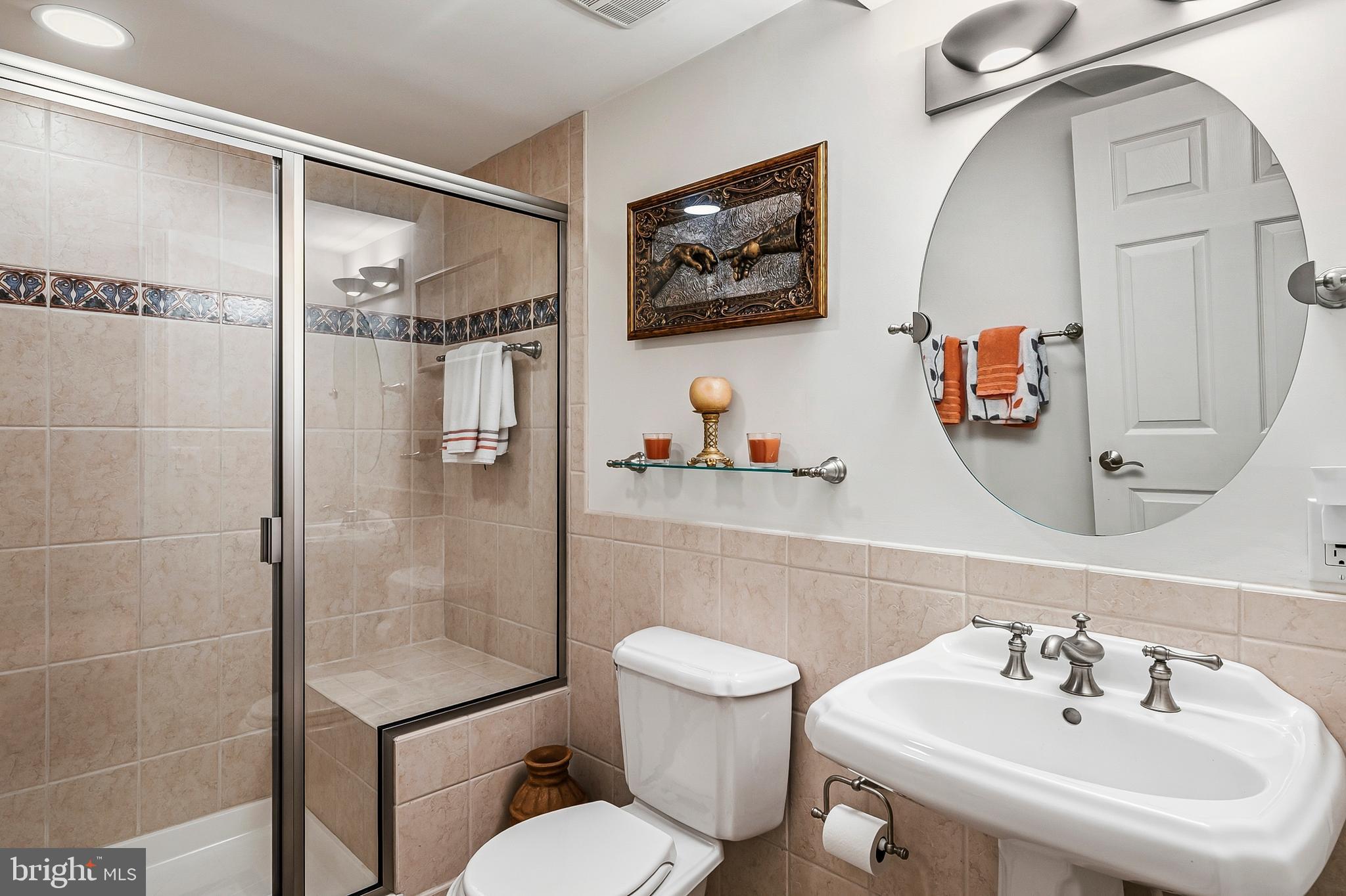 WYNNEWOOD - Residential