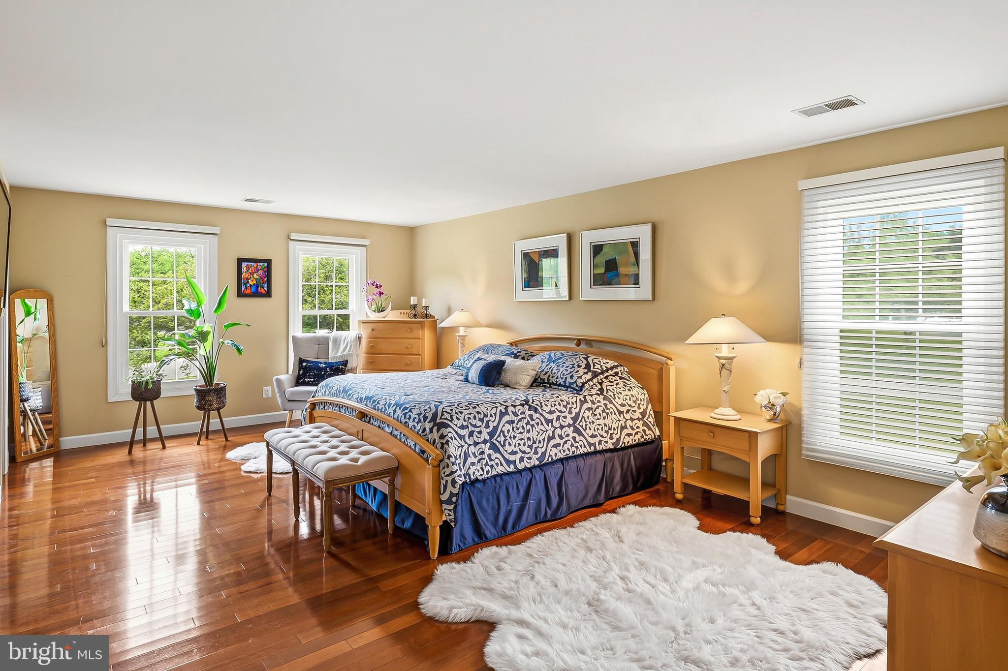 WYNNEWOOD - Residential