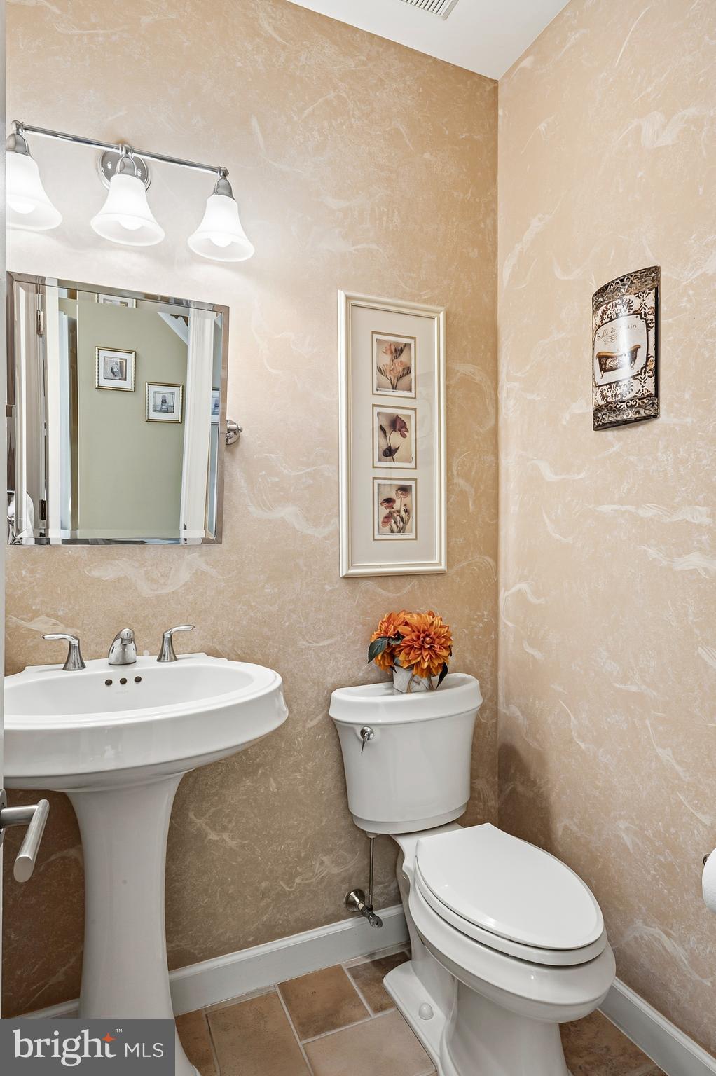 WYNNEWOOD - Residential