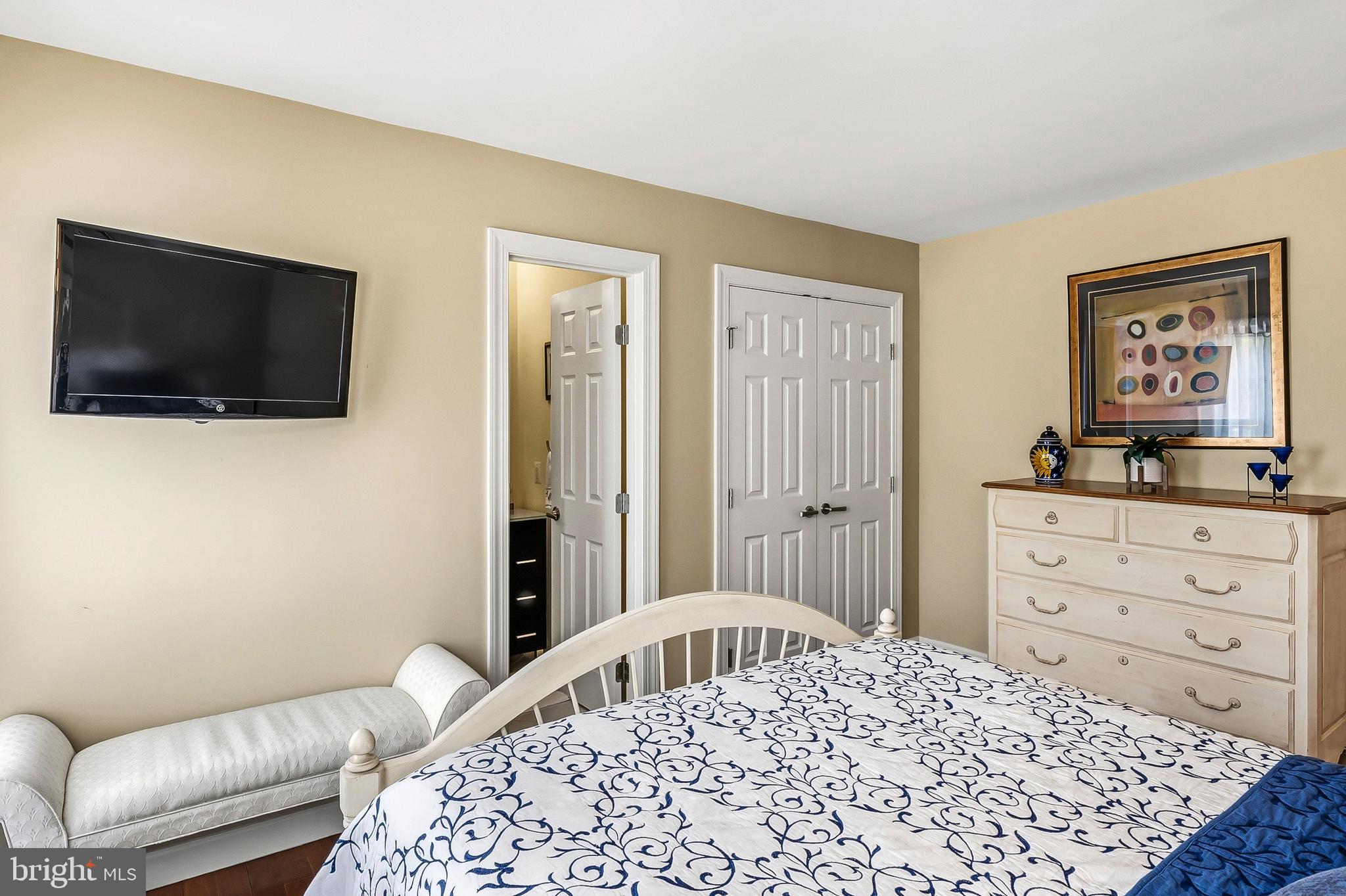 WYNNEWOOD - Residential