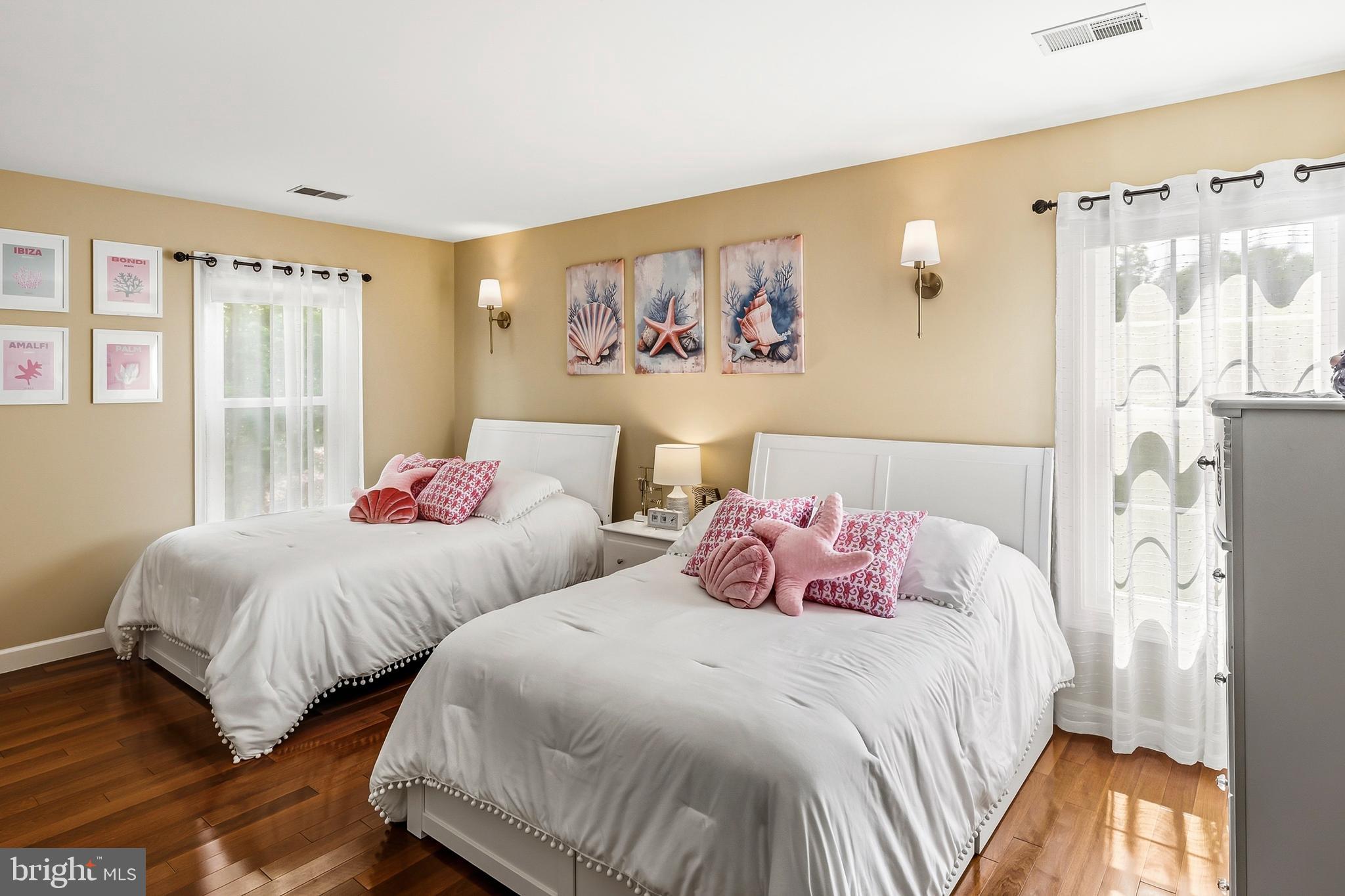 WYNNEWOOD - Residential