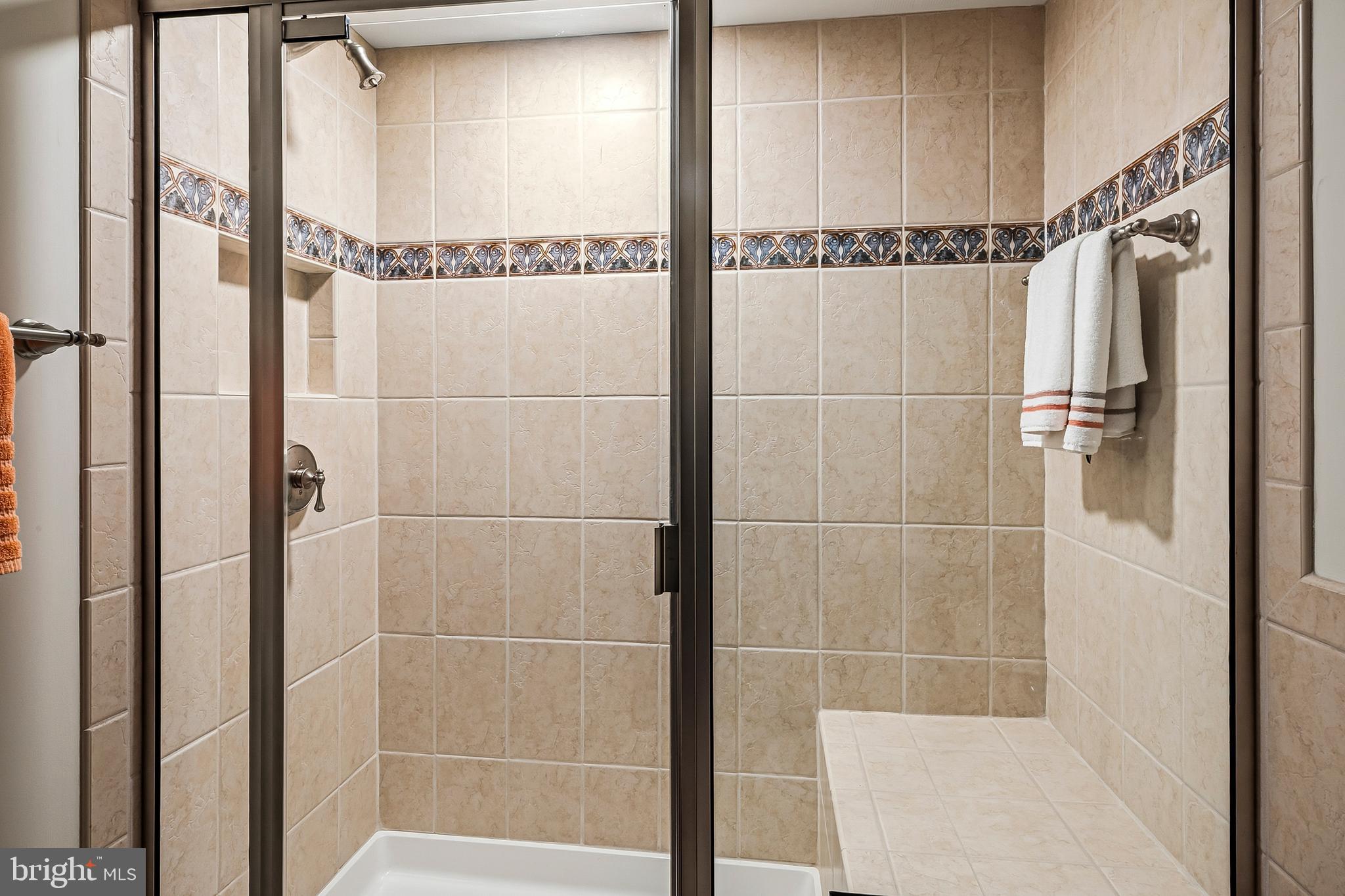 WYNNEWOOD - Residential