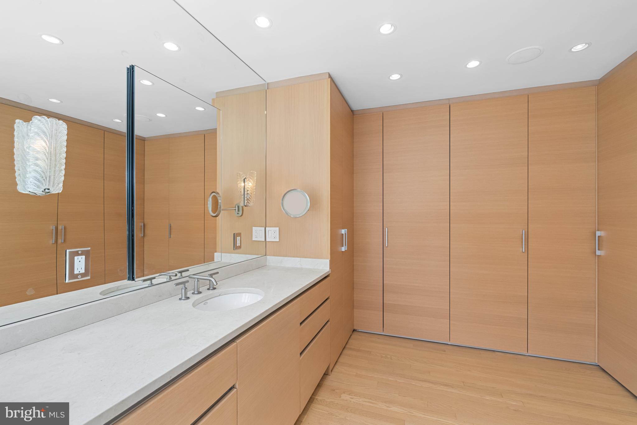 FARMINGTON - Residential